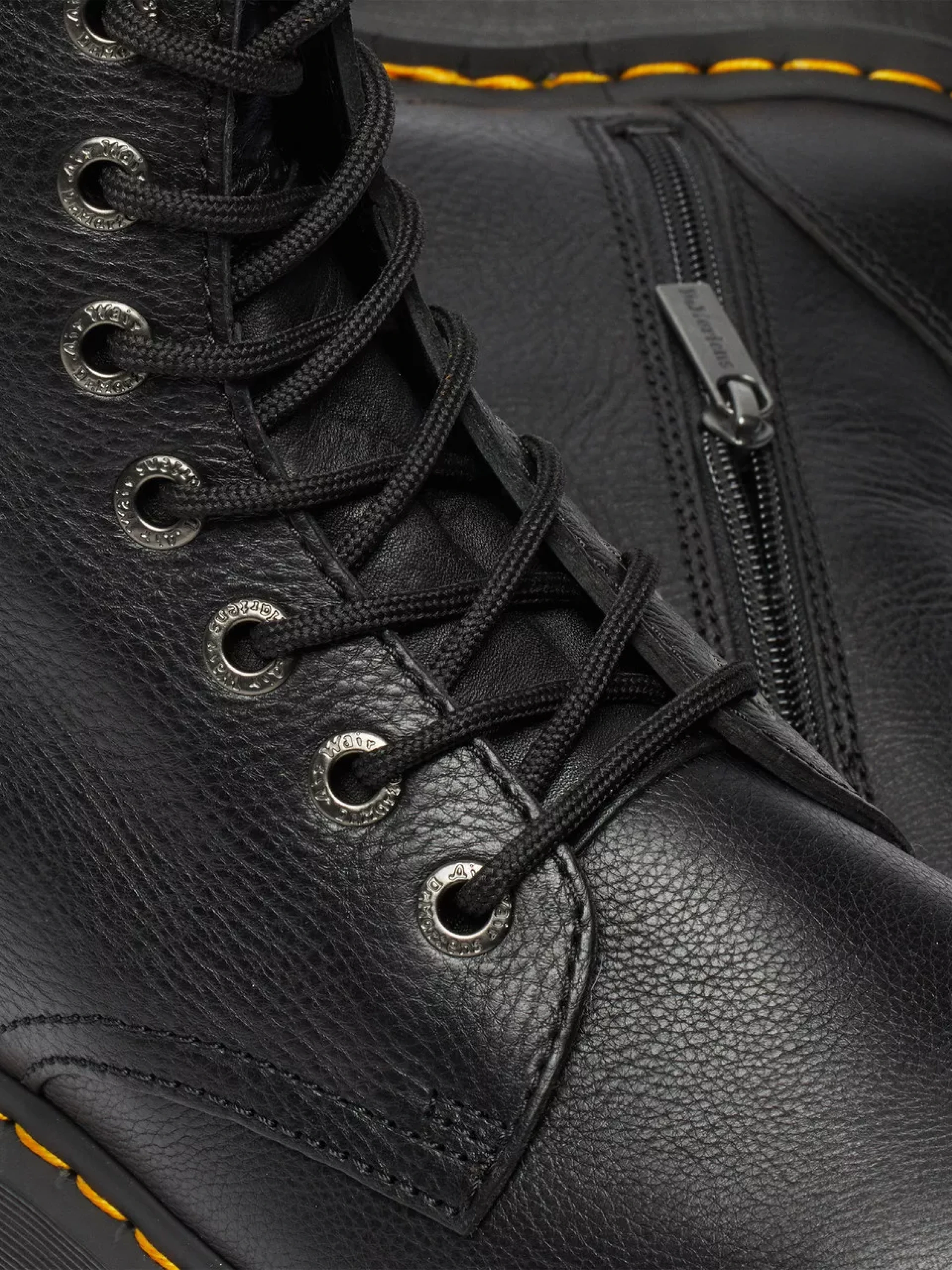 Женские ботинки Dr. Martens Jadon III Boot Pisa Black