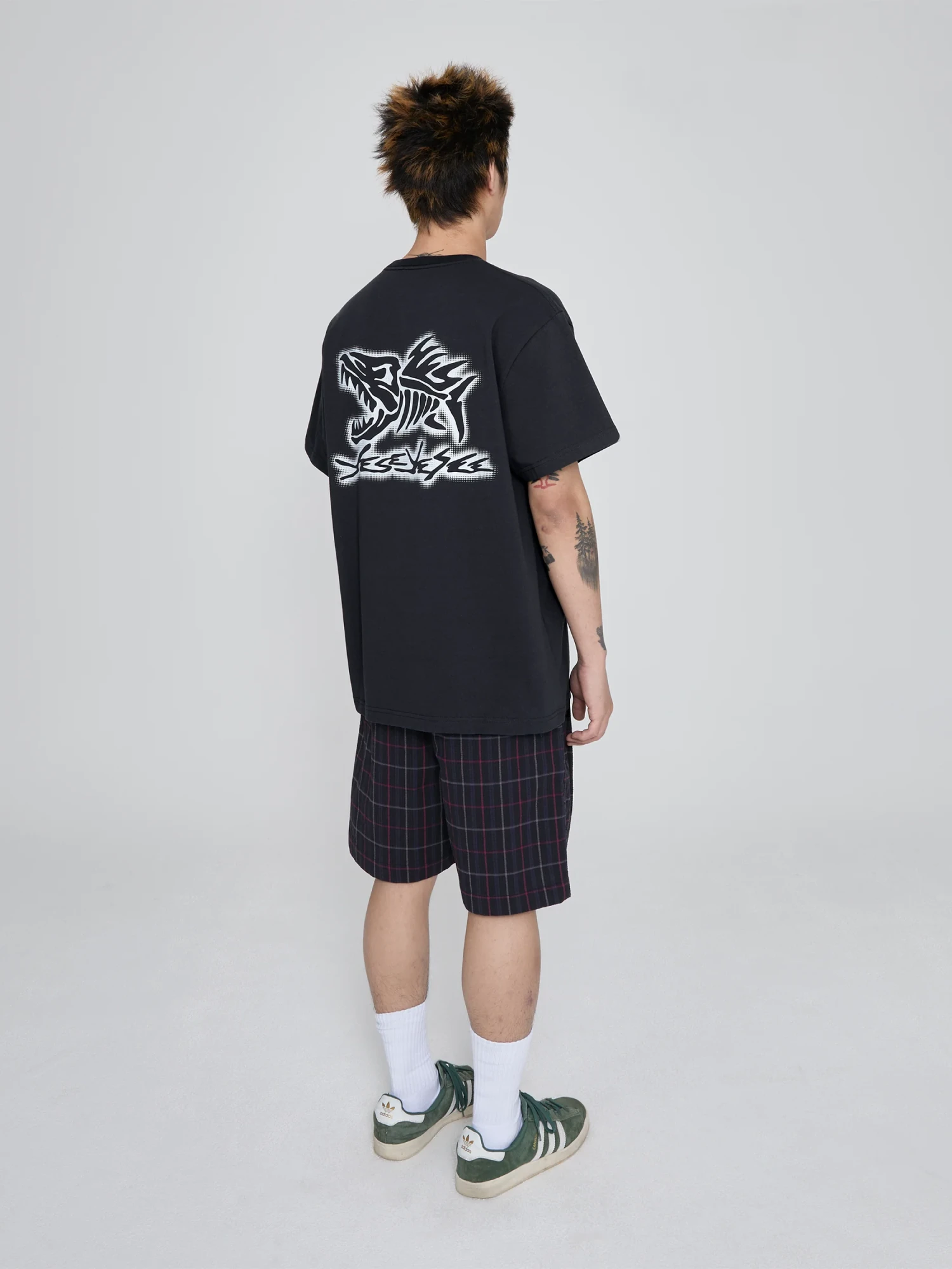 Шорты YESEYESEE Crinkled Fabric Check Black
