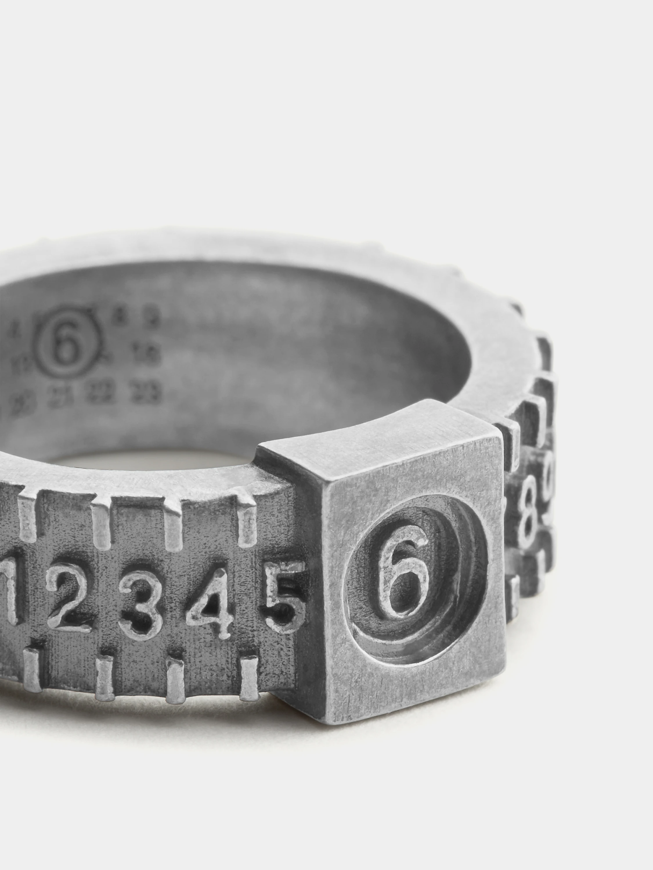 Кольцо MM6 Maison Margiela Brass Ring
