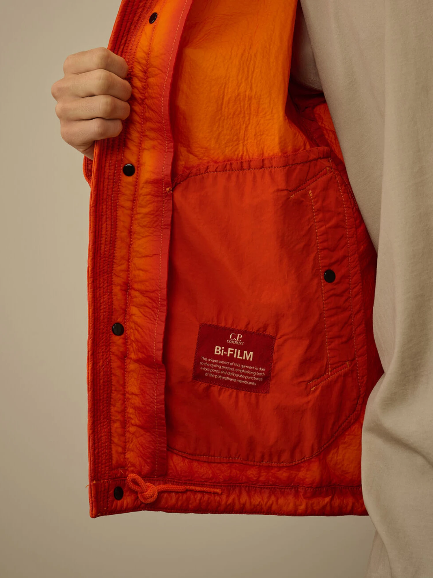 Куртка C.P. Company Feltro Bi-Film Short Russet Orange