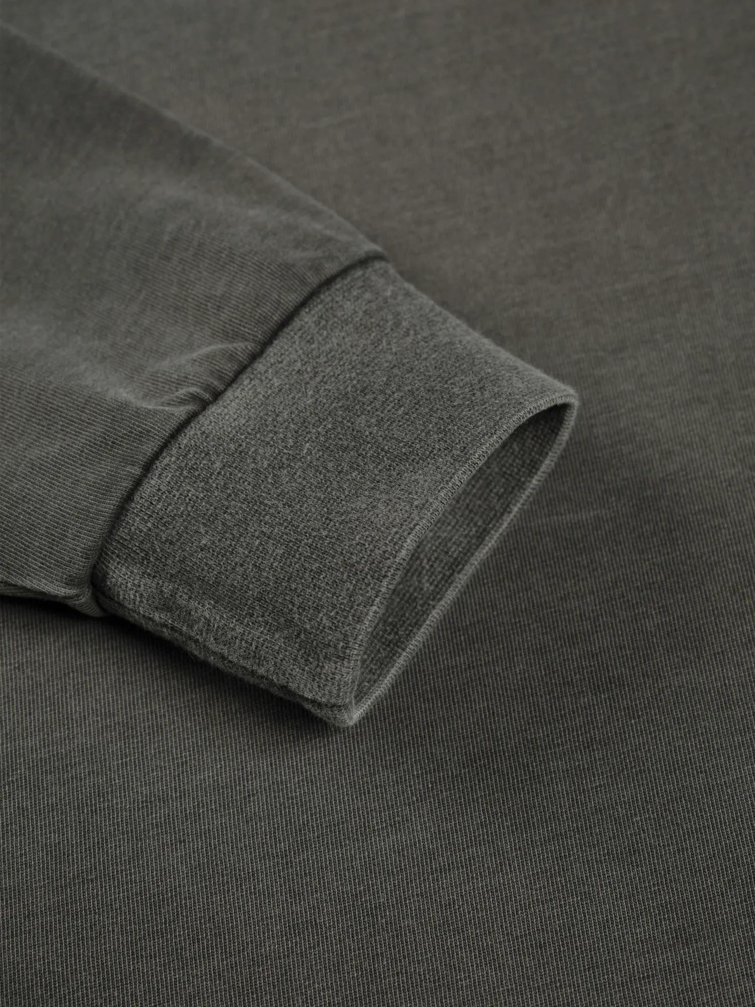 Лонгслив MKI MIYUKI ZOKU Design Studio L/S Pigment Black