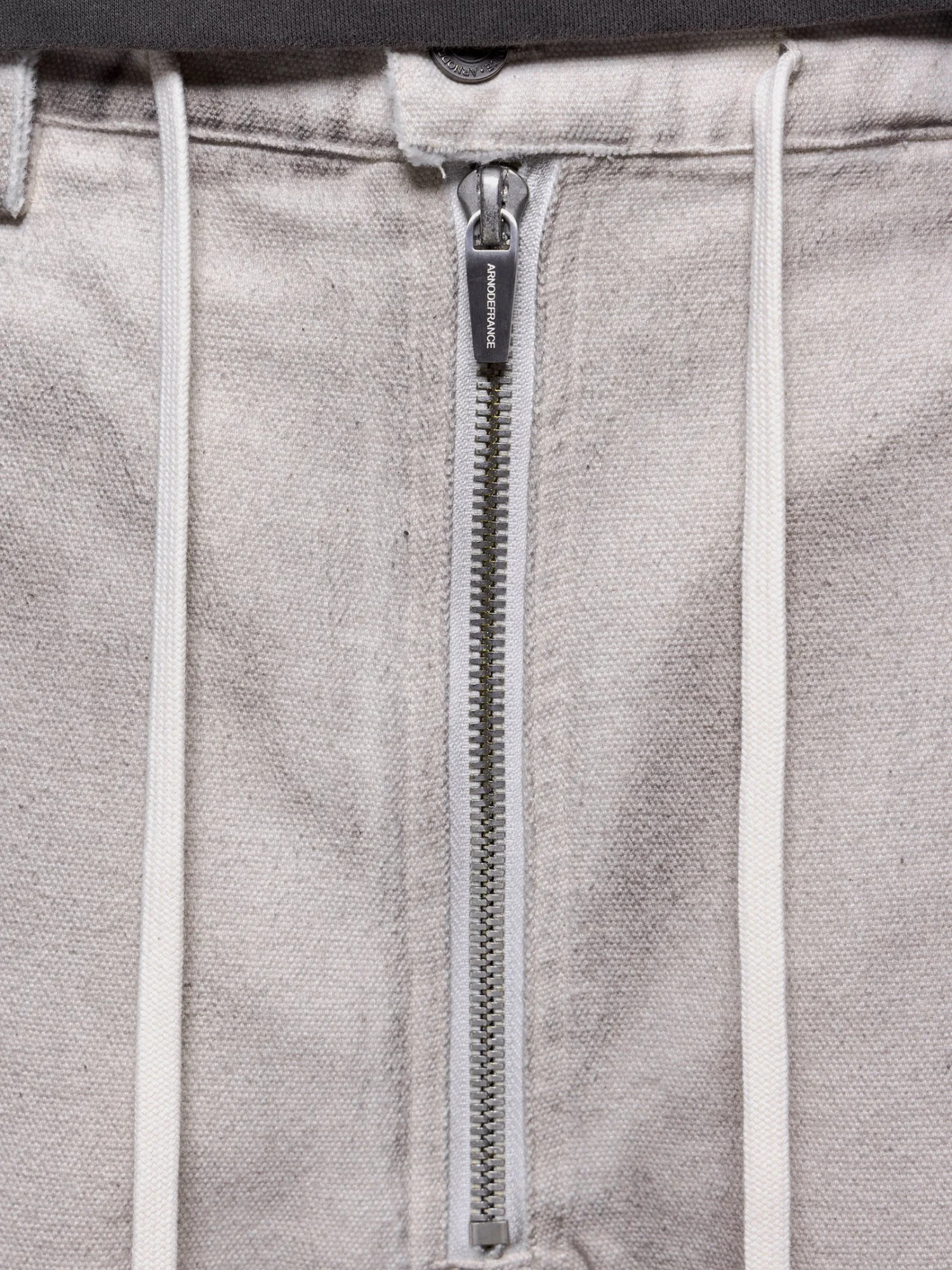 Шорты ARNODEFRANCE Dirty Baggy Shorts White
