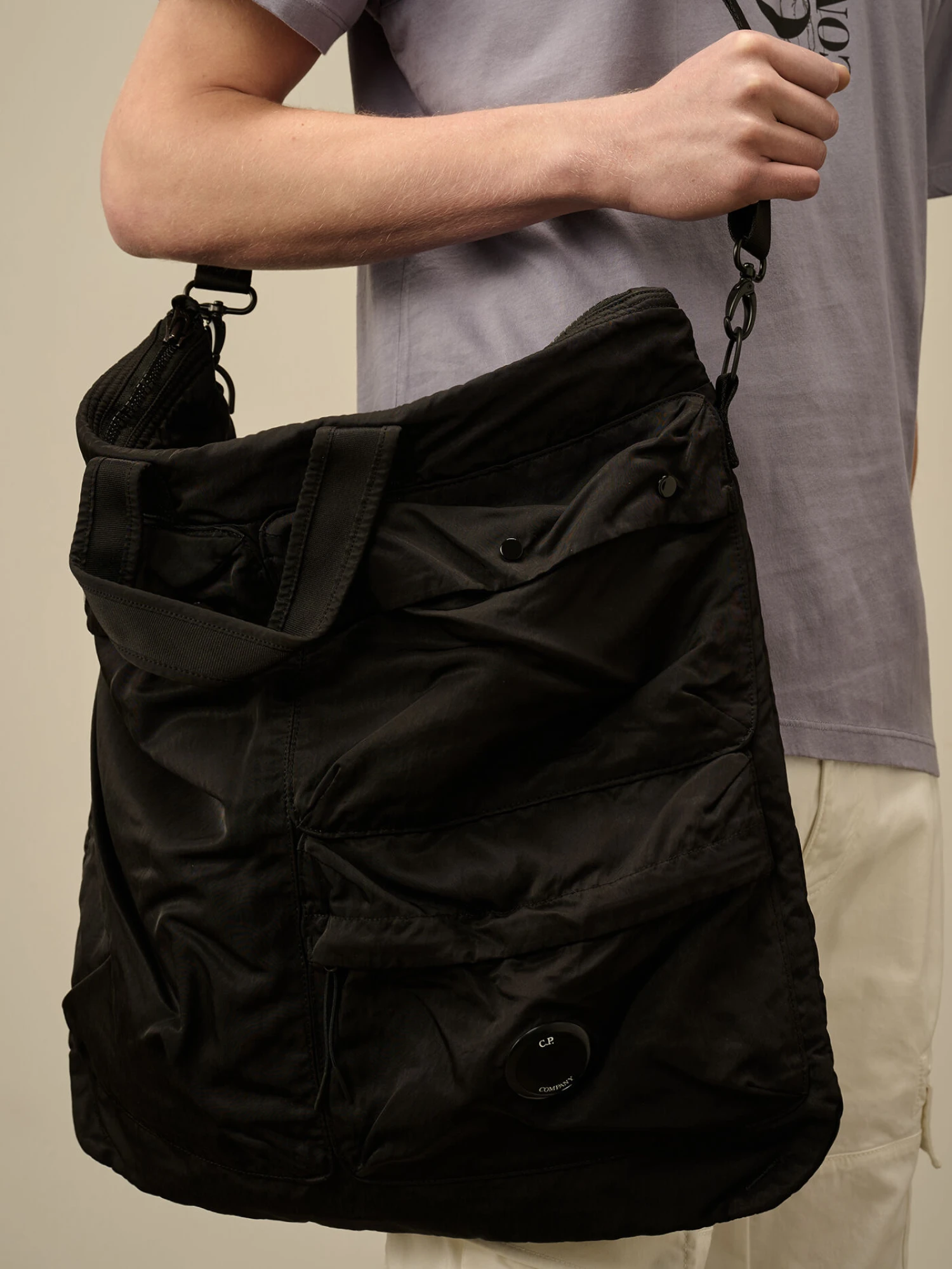 Тоут C.P. Company Nylon B Lens Tote Bag Black