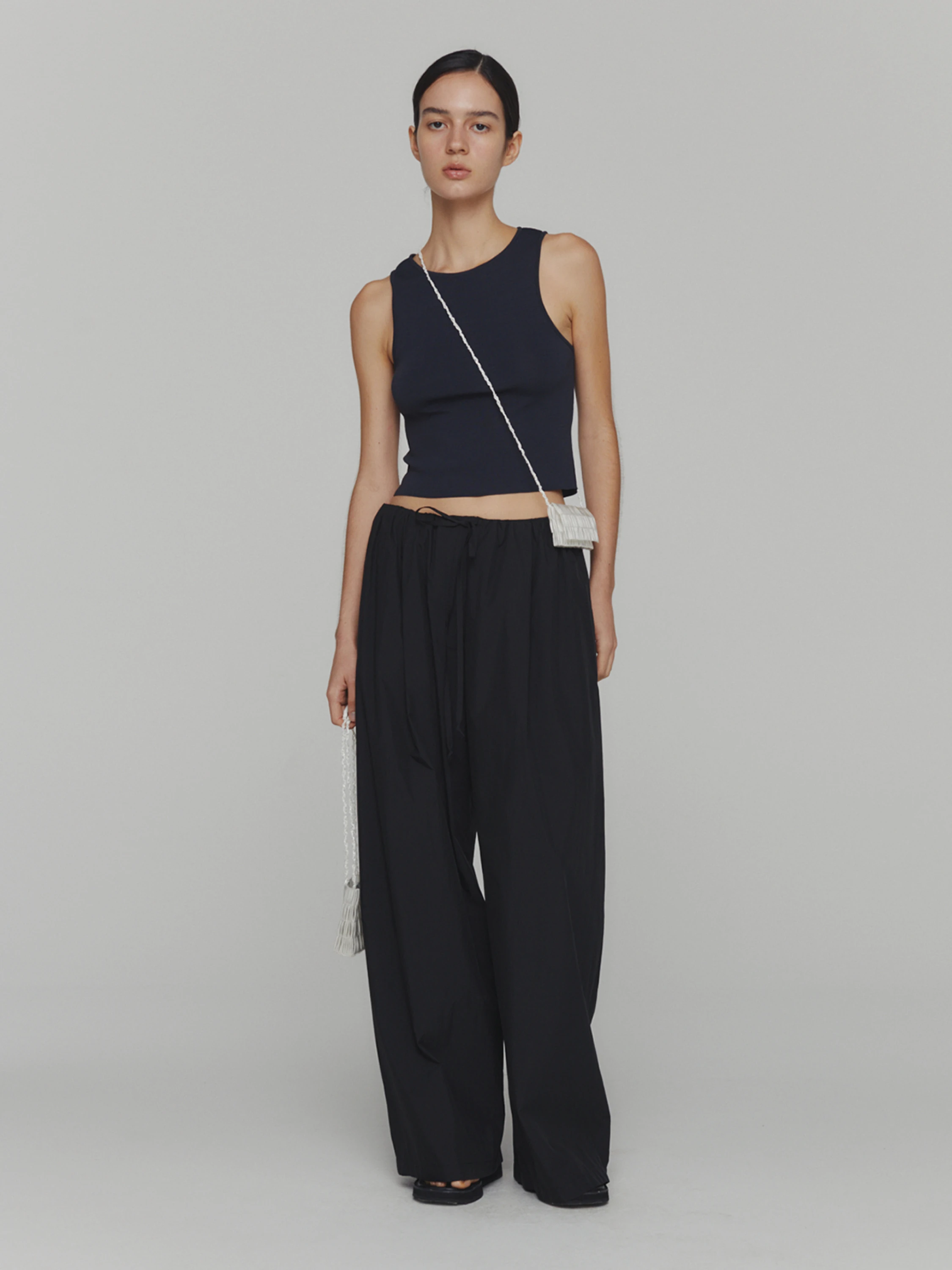 Женские брюки AMOMENTO Cotton Banding Wide Pants Black