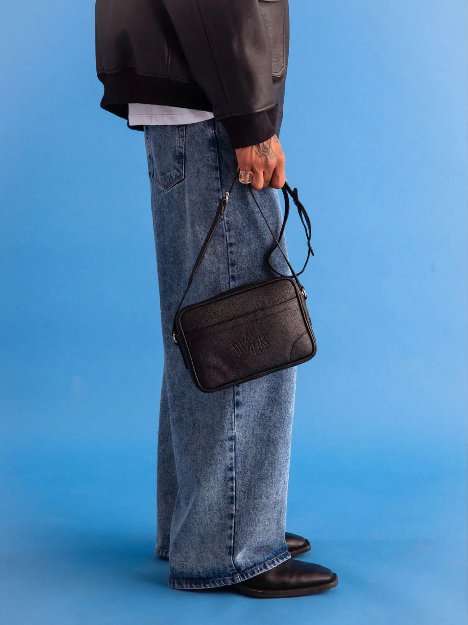 Сумка Walk In Paris Leather Bag Black