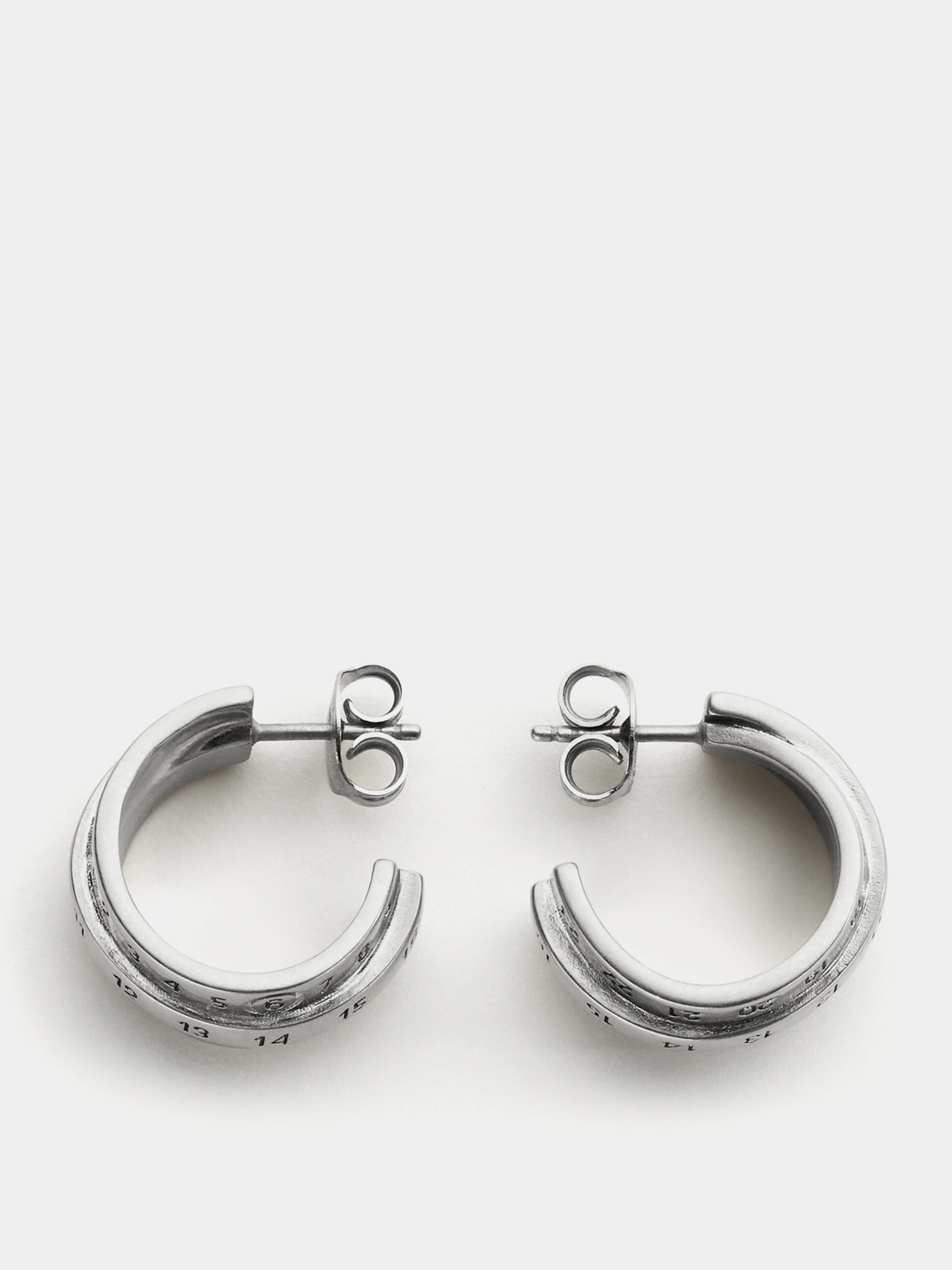 Серьги MM6 Maison Margiela Triple Logo Earrings