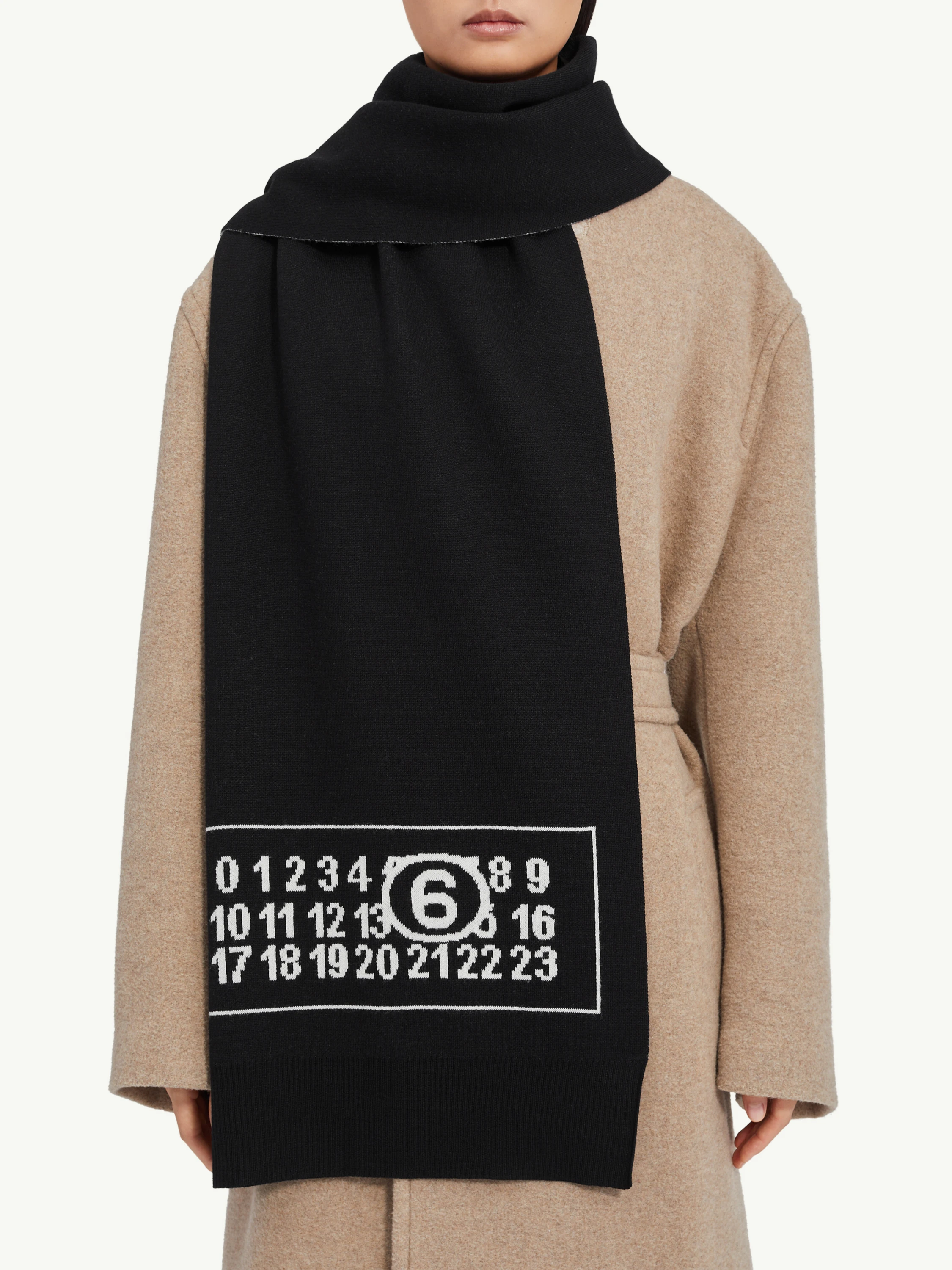 Шарф MM6 Maison Margiela Numeric Signature Scarf