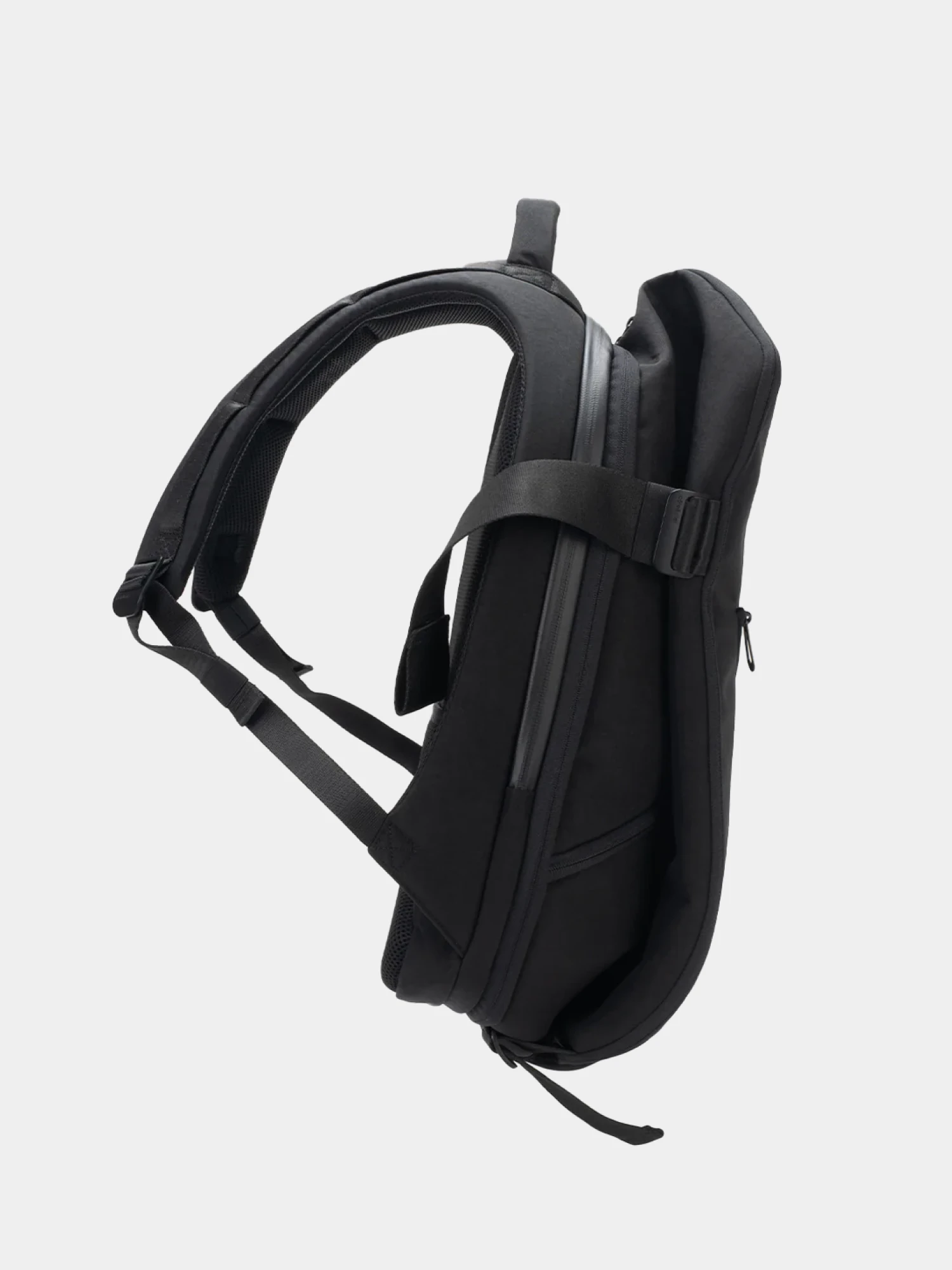 Рюкзак COTE&CIEL Isar M Round Carbon Black