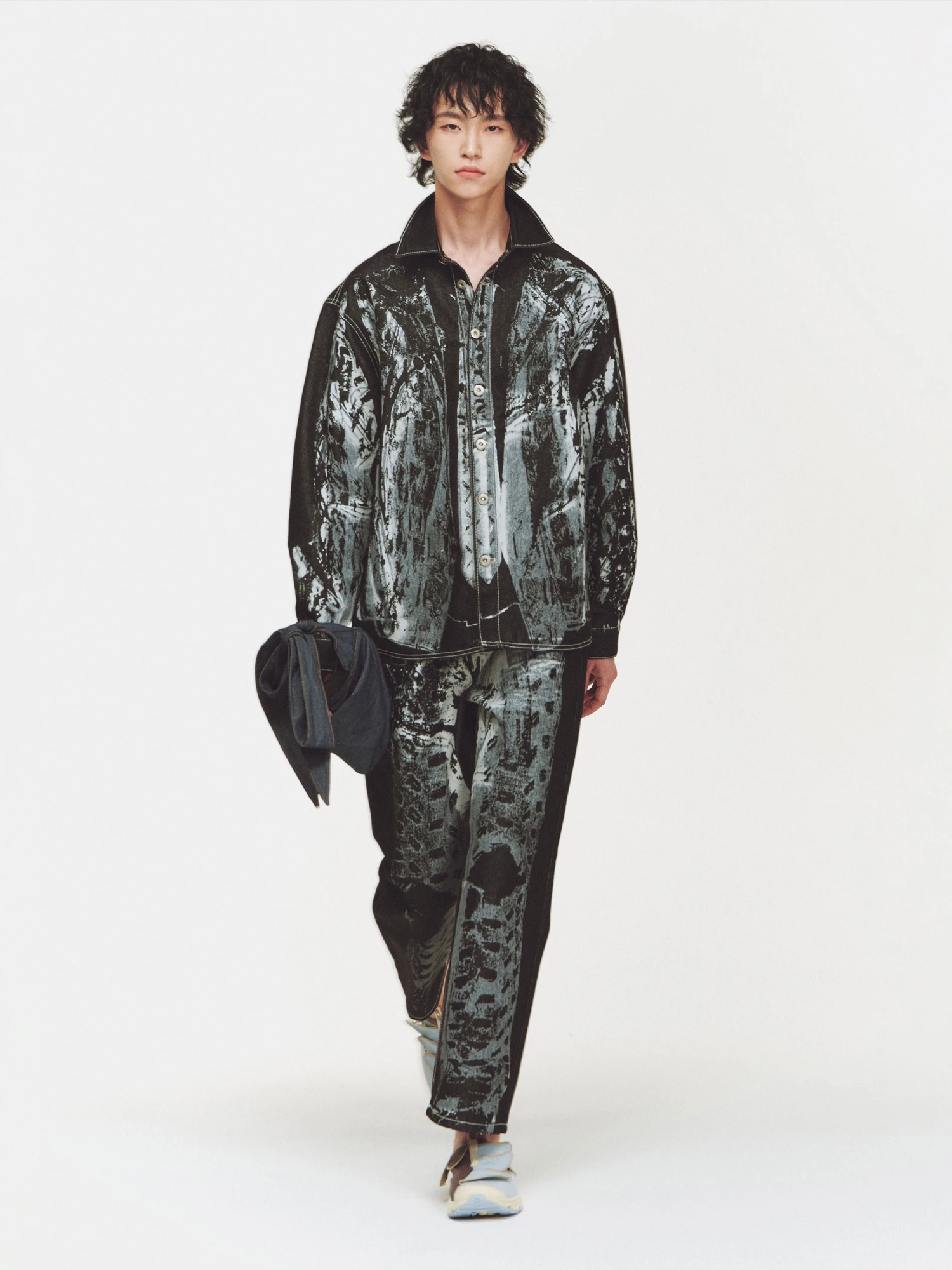 Джинсы JUNTAE KIM Printed Trompe L'oeil Trousers Black