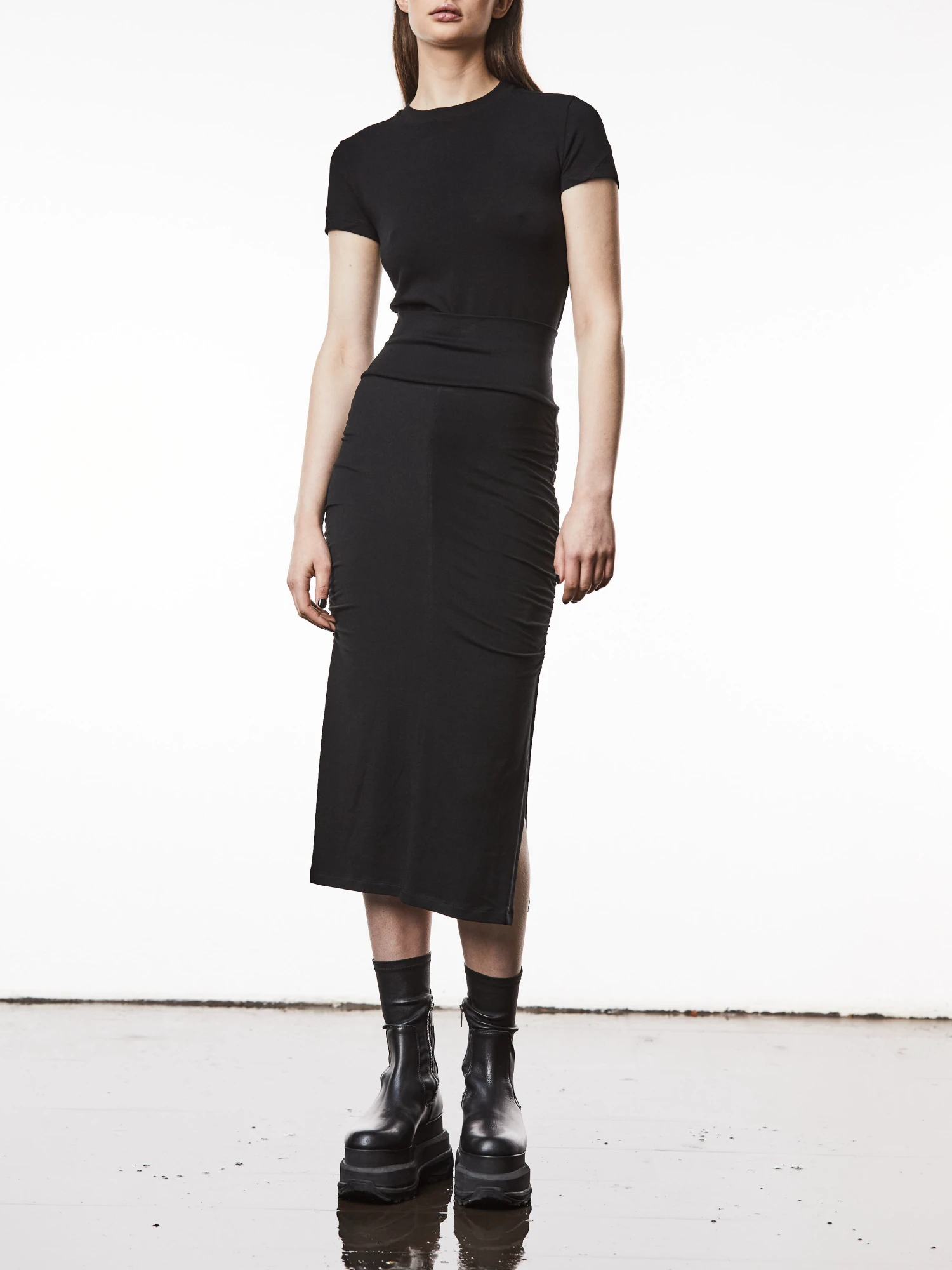 Женская футболка thom/krom W TS 572 Black