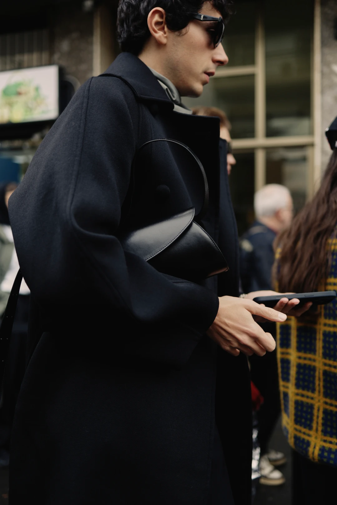 Изучаем улицы Милана: стритстайл перед показом Magliano FW’25