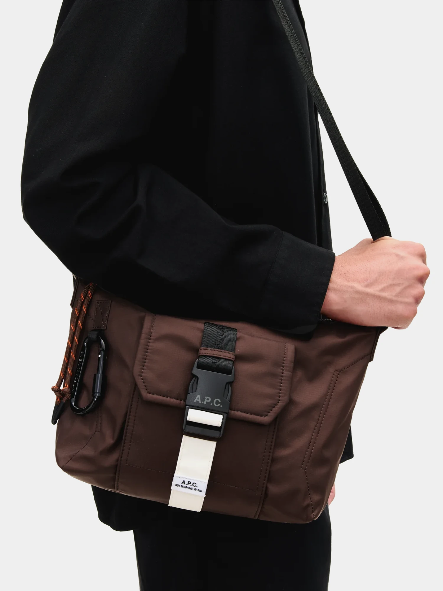 Сумка A.P.C. Besace Trek Brown