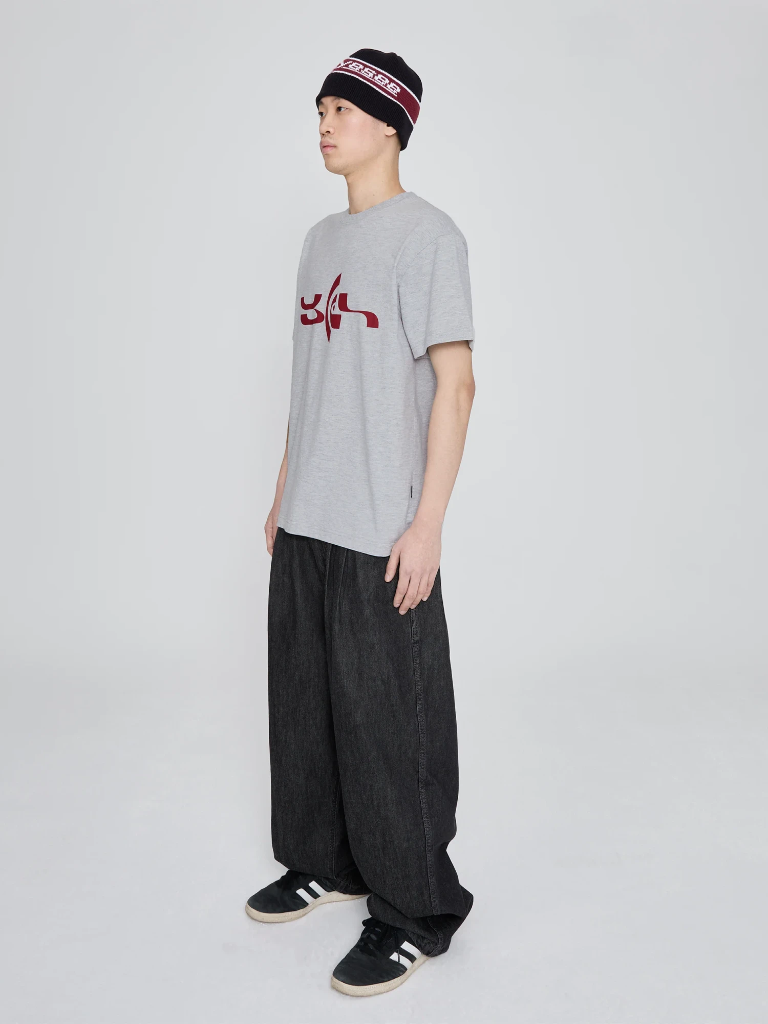 Футболка YESEYESEE Geometric Logo Tee Grey