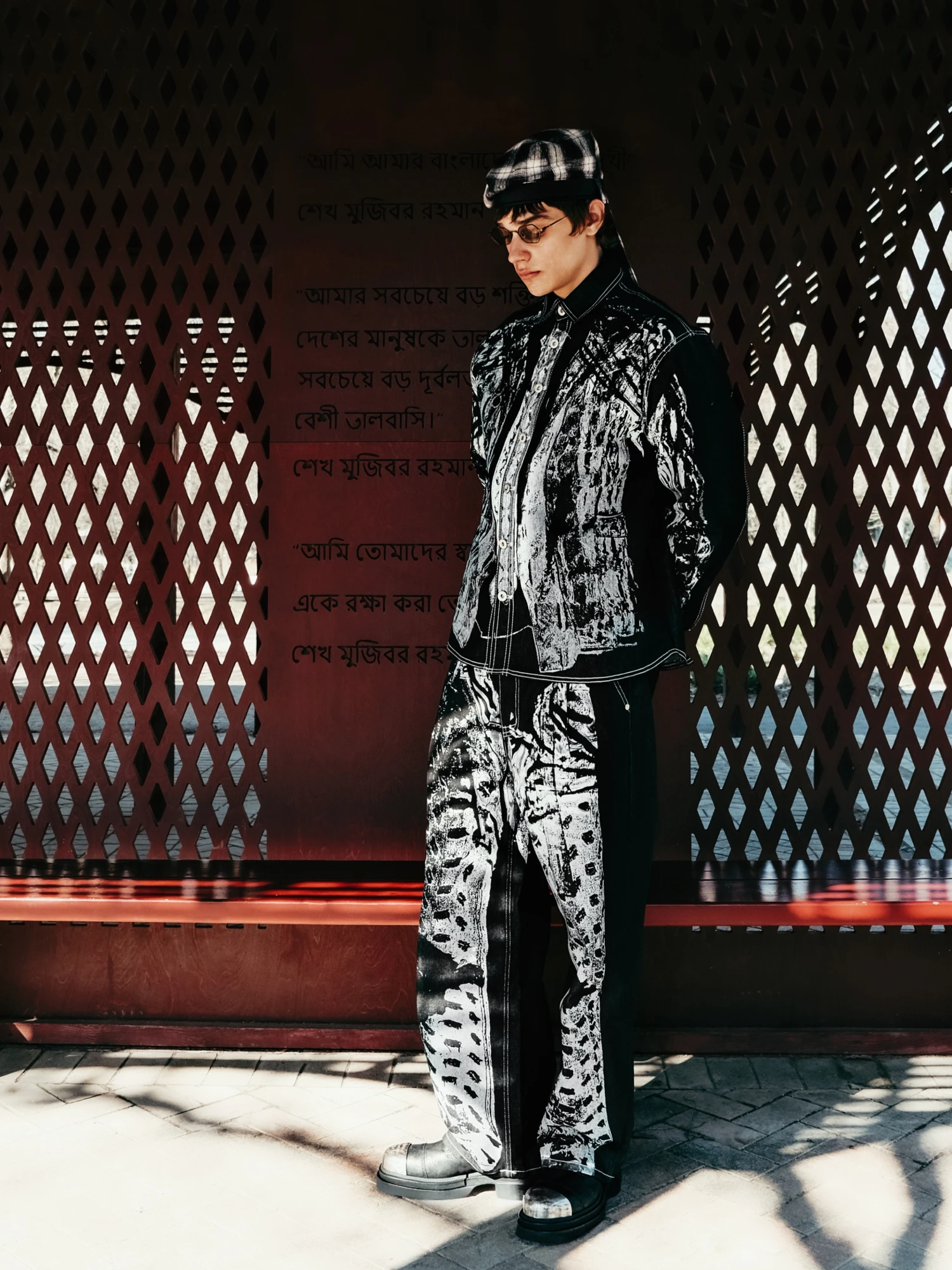 Джинсы JUNTAE KIM Printed Trompe L'oeil Trousers Black