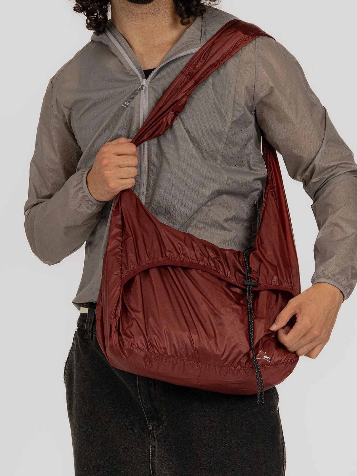 Сумка Roa Laki Packable Knot Bag Dark Red