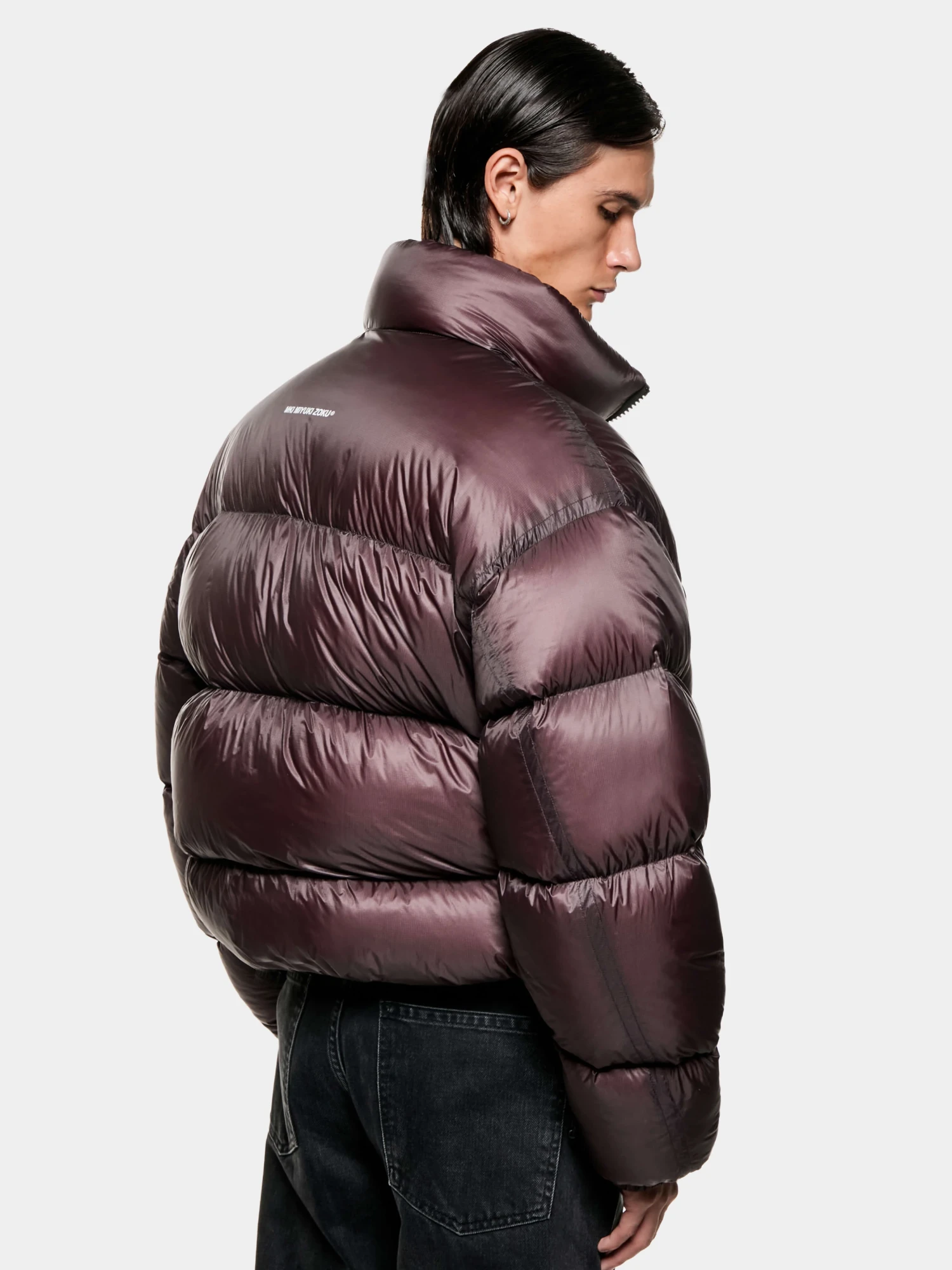 Пуховик MKI MIYUKI ZOKU Translucent Funnel Neck Bubble Raisin