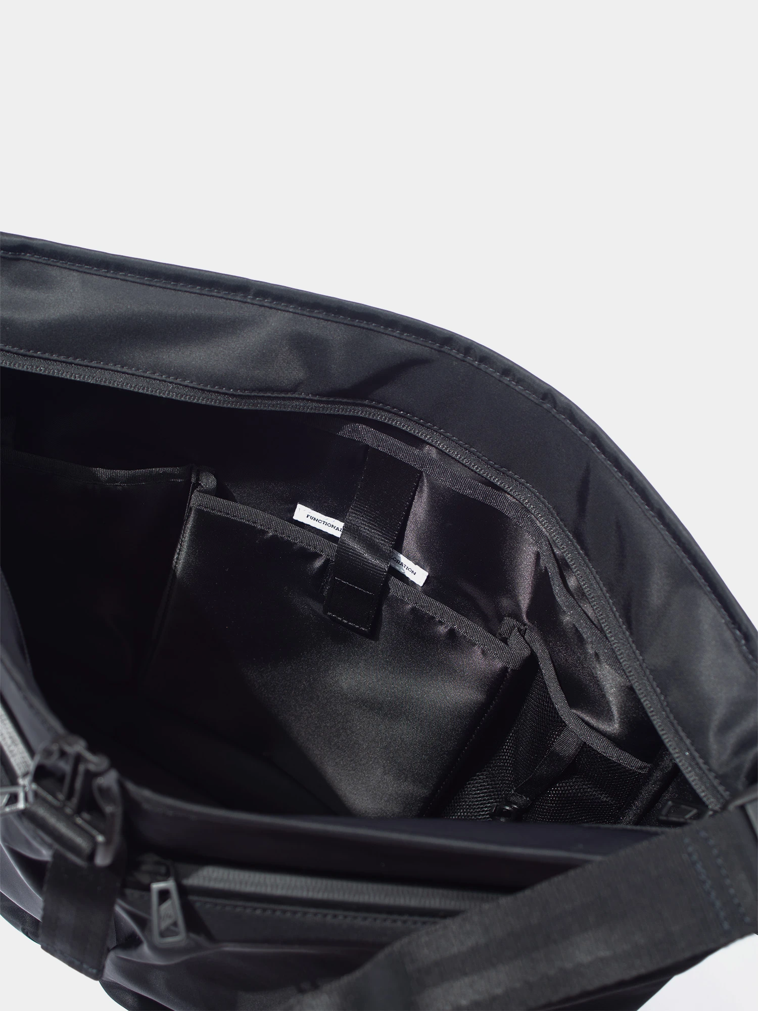 Сумка F/CE. Recycle Twill Courier Black
