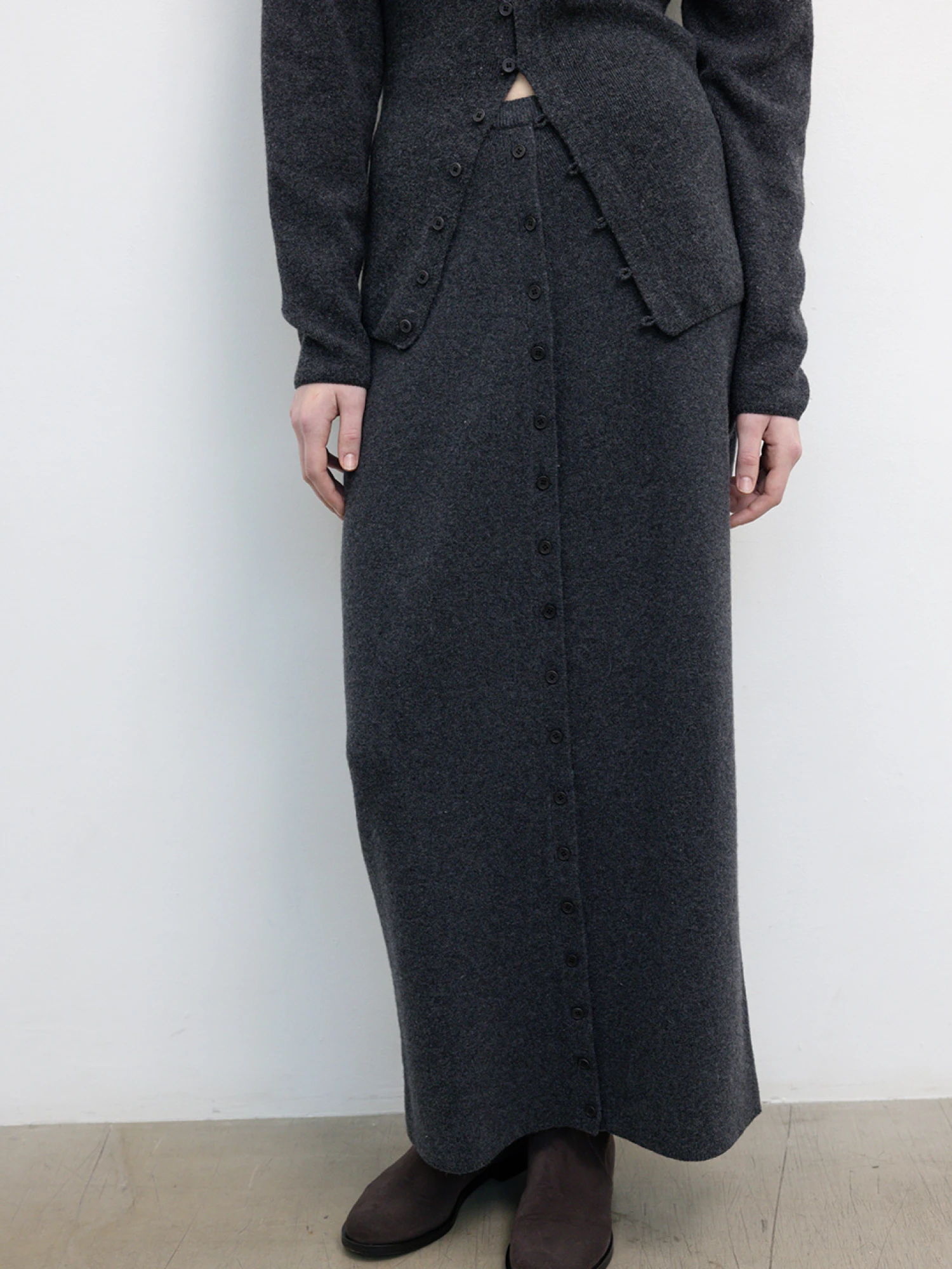 Женская юбка LE17SEPTEMBRE Button Straight Knit Charcoal