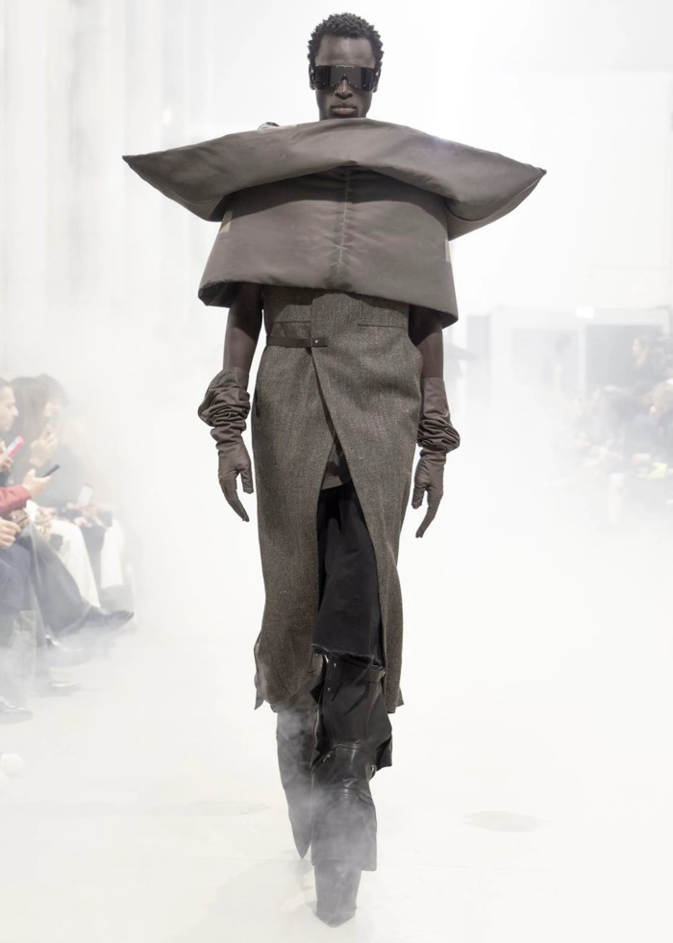Rick Owens FW’26: любовь и надежда превосходят власть