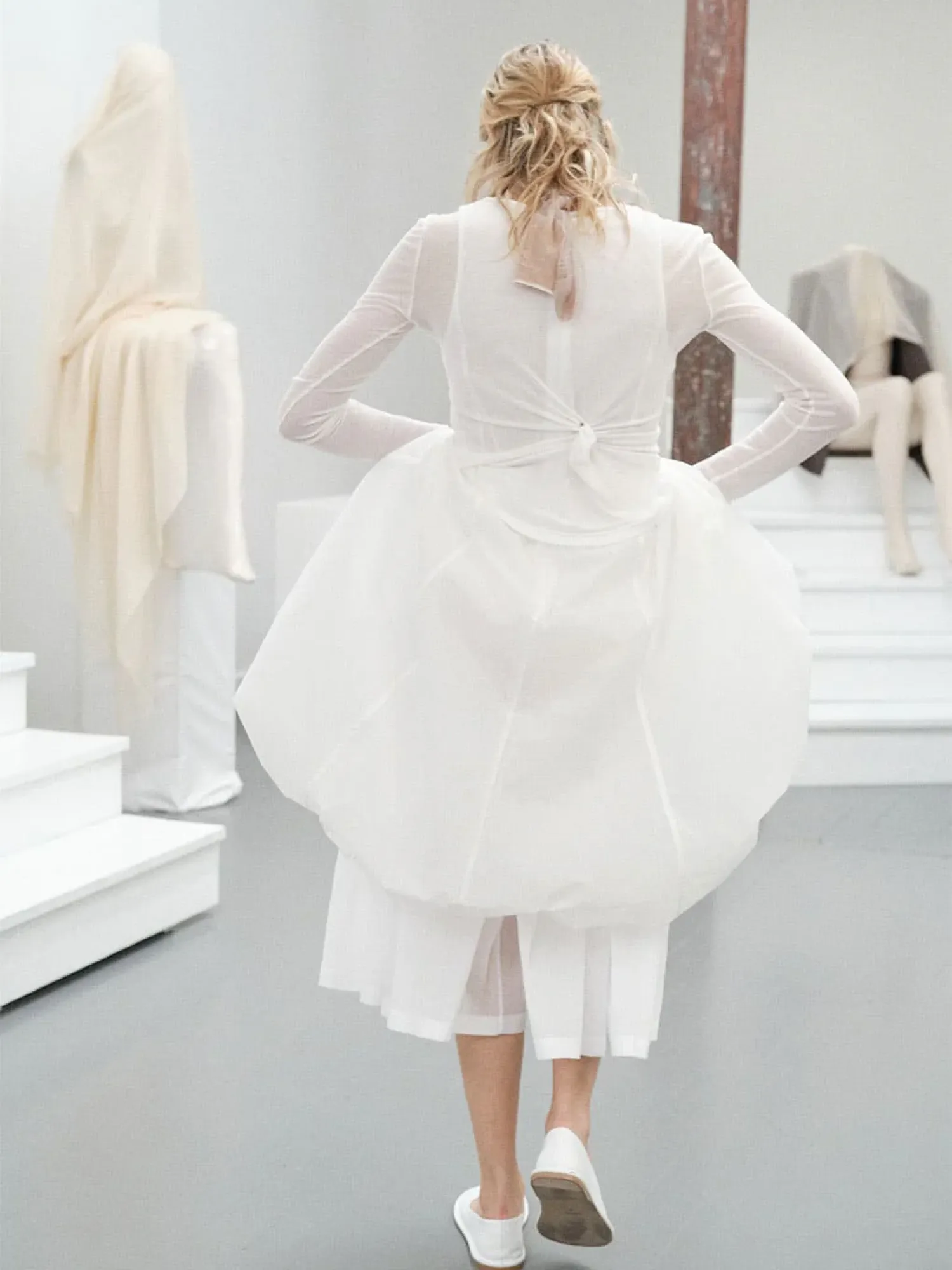 Женские брюки AMOMENTO Shirring Culotte White