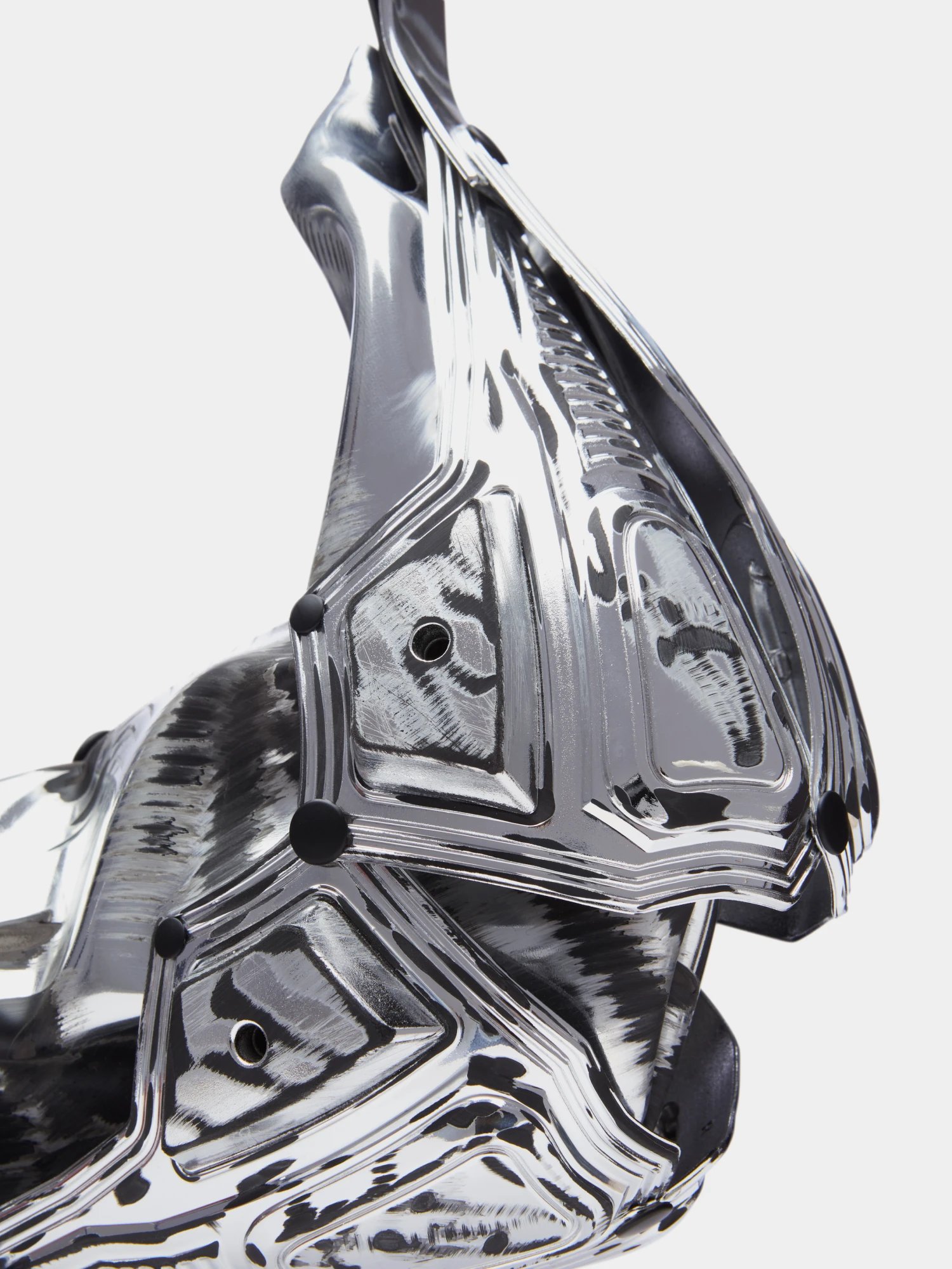 Сумка INNERRAUM Object M02 Small Half Moon Silver Matt Black