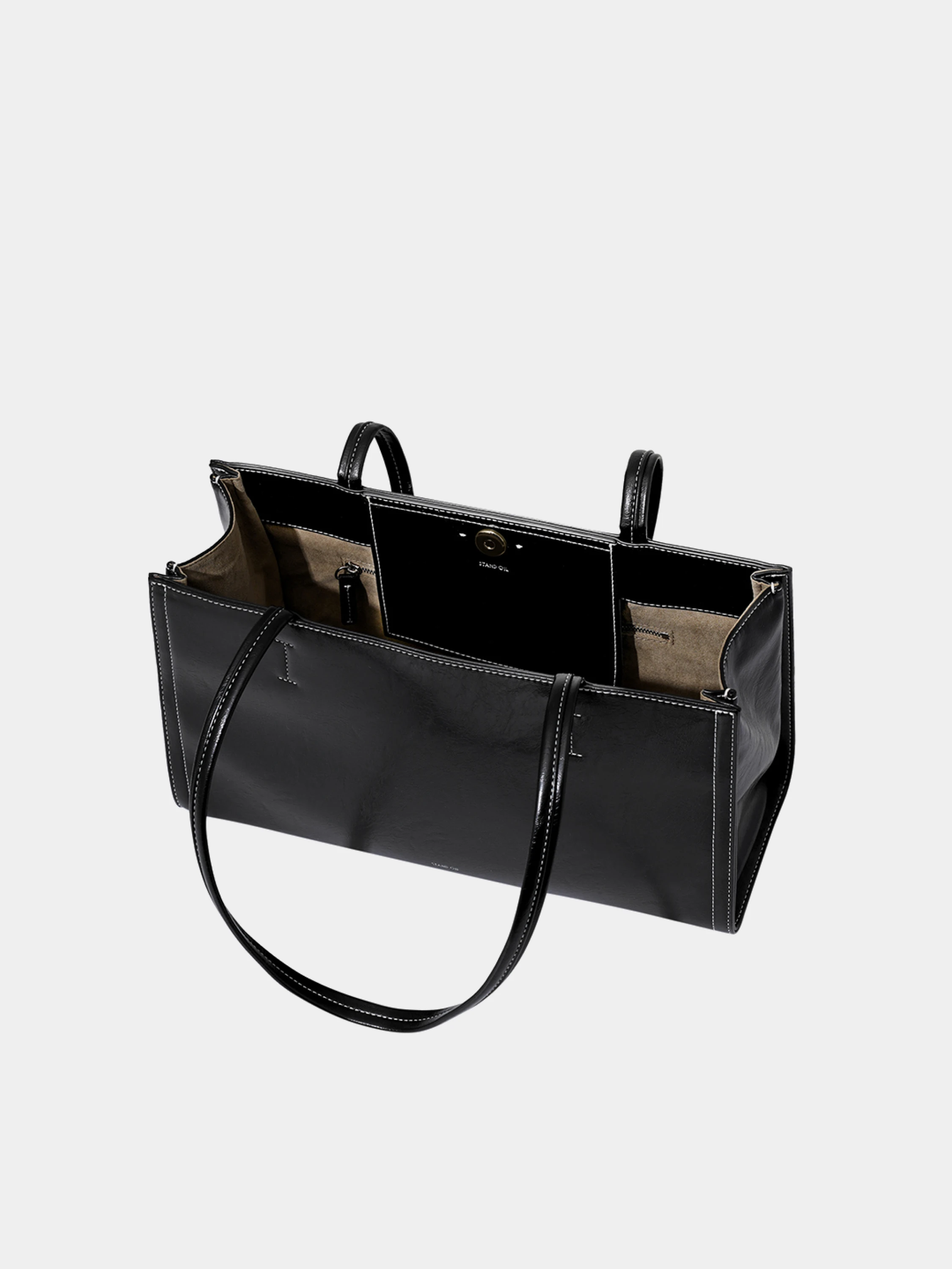 Женская сумка STAND OIL Oblong Bag Stitch Black