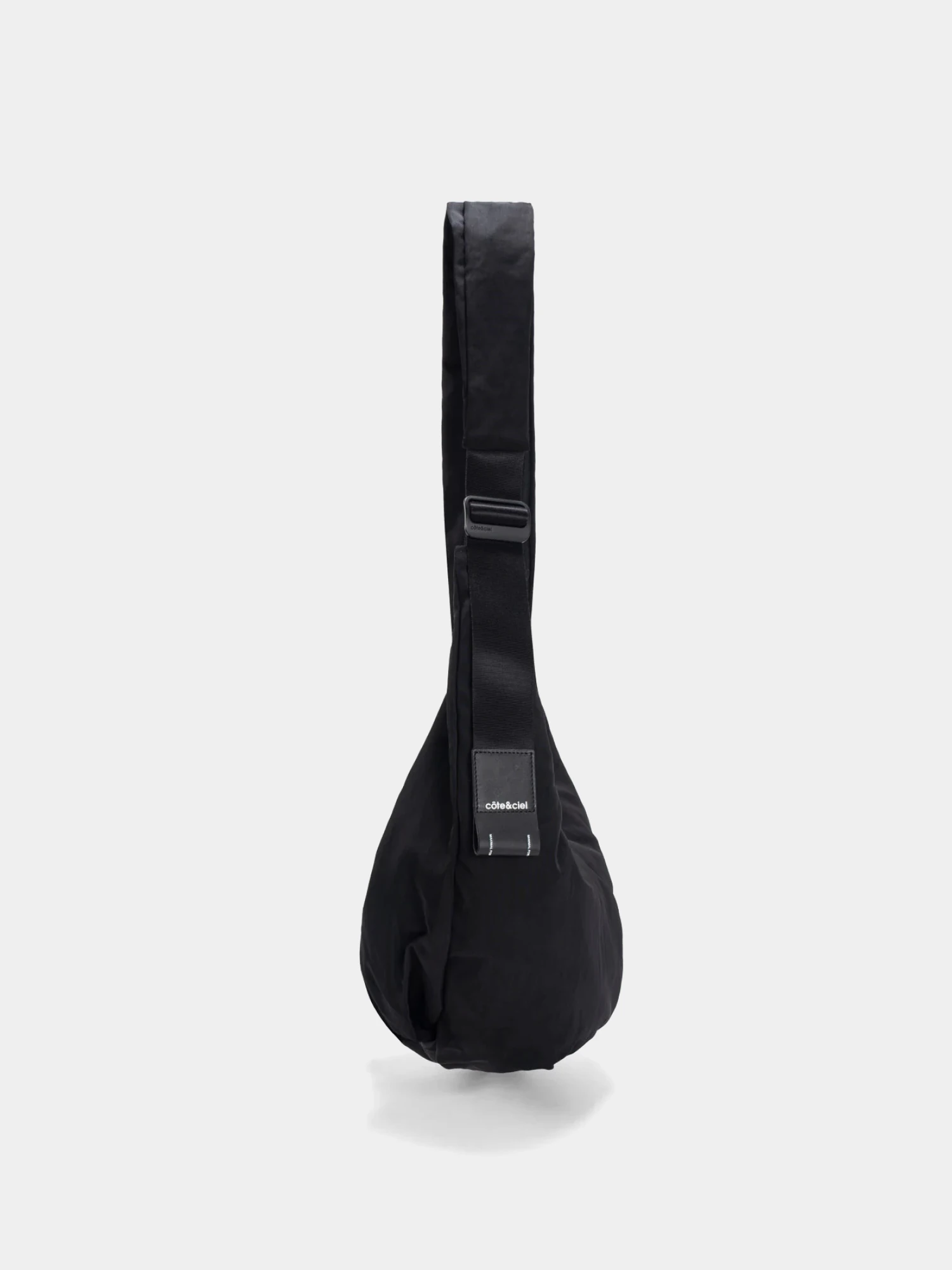 Сумка COTE&CIEL Hyco S Smooth Black