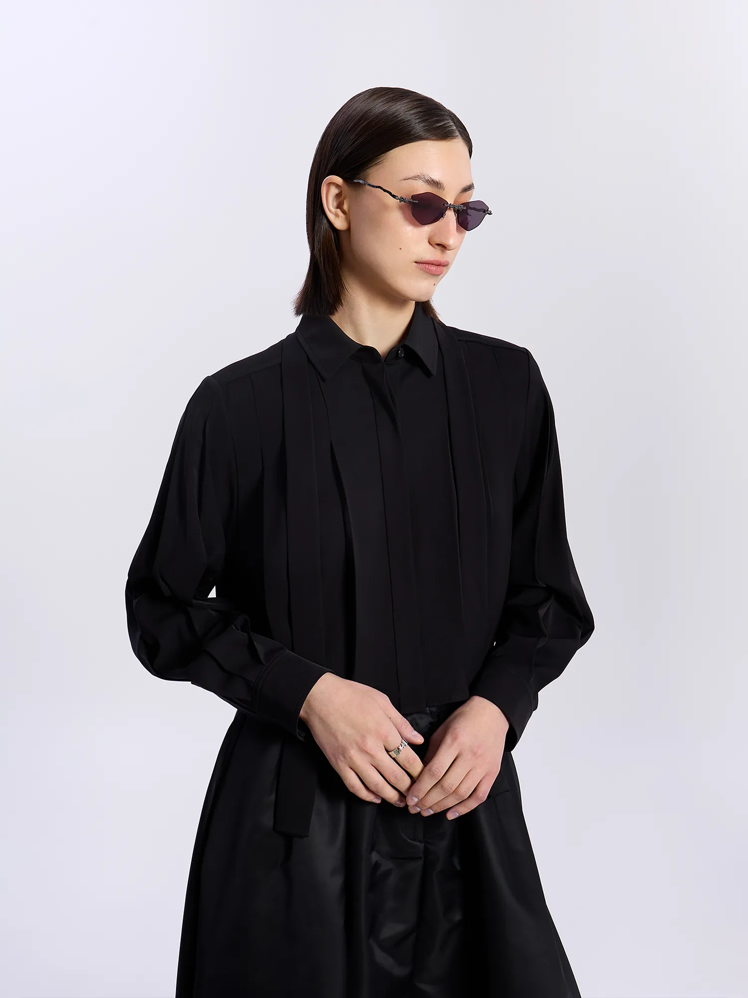 Женская блузка JUUN.J Pleated Crop Blouse Black