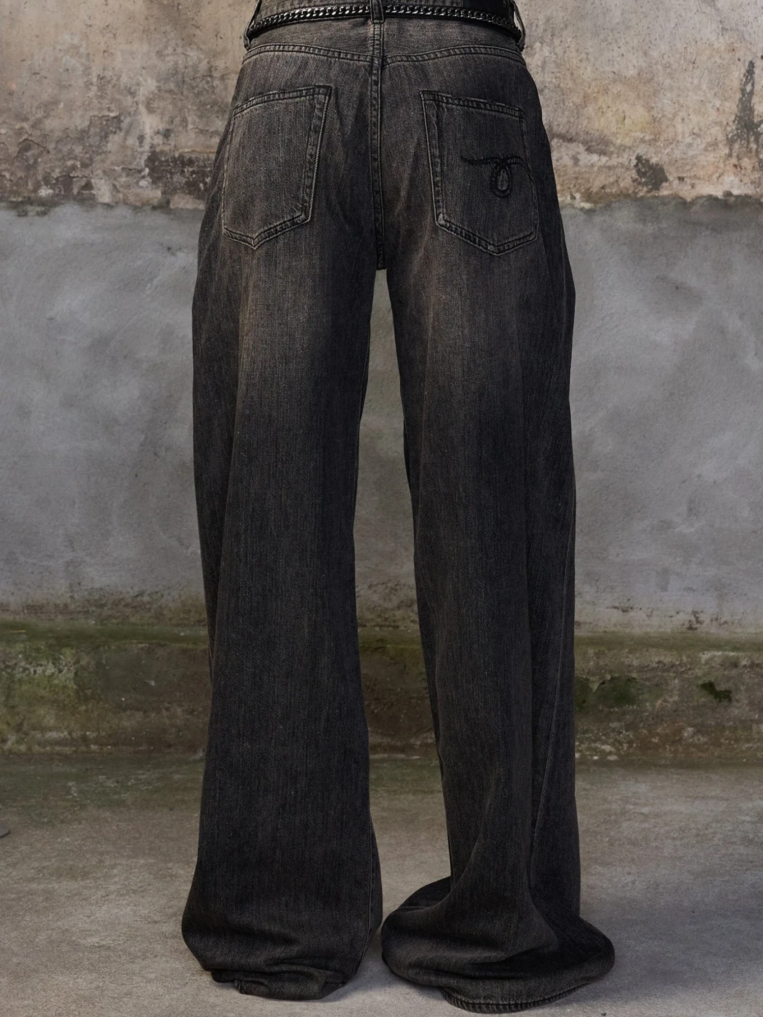 Женские джинсы R13 D'arcy Flare Ellery Black