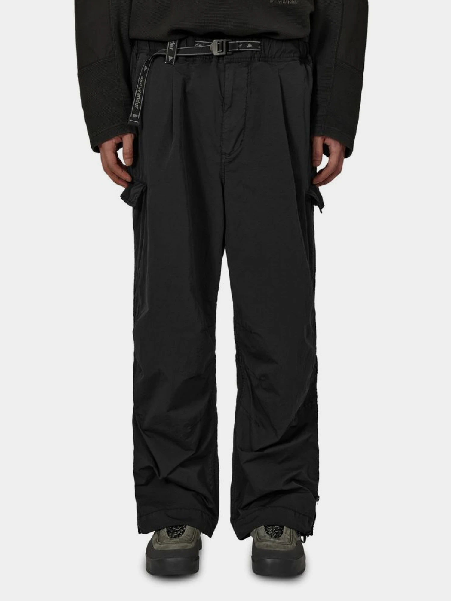 Брюки Roa x And Wander Garment-Dyed Black