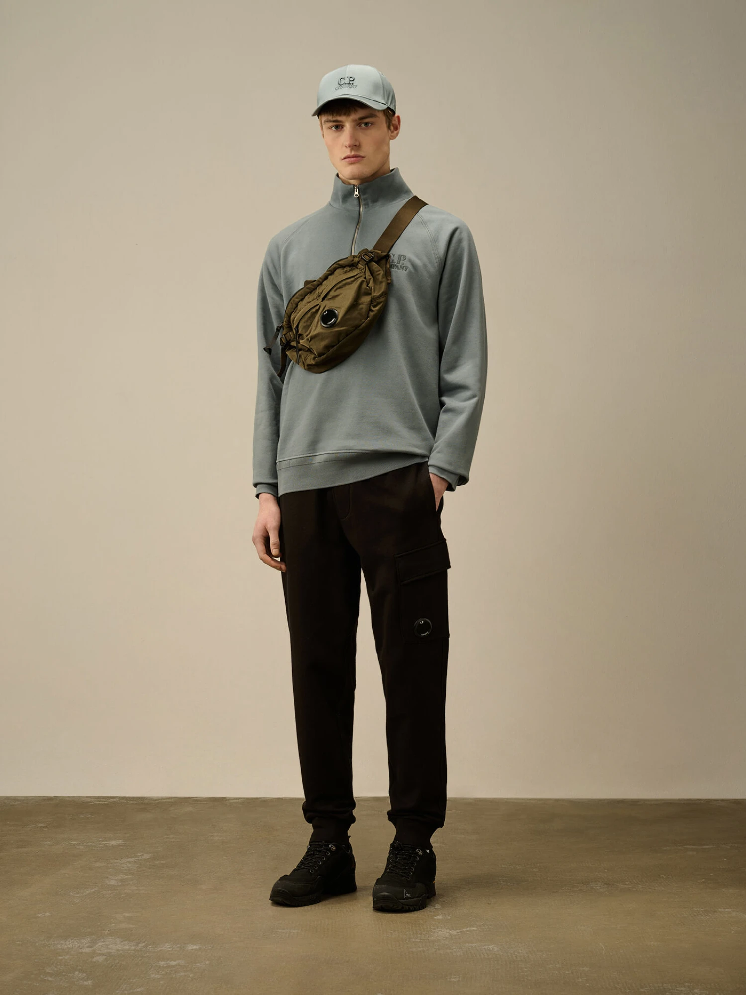 Брюки C.P. Company Diagonal Raised Fleece Lens Black