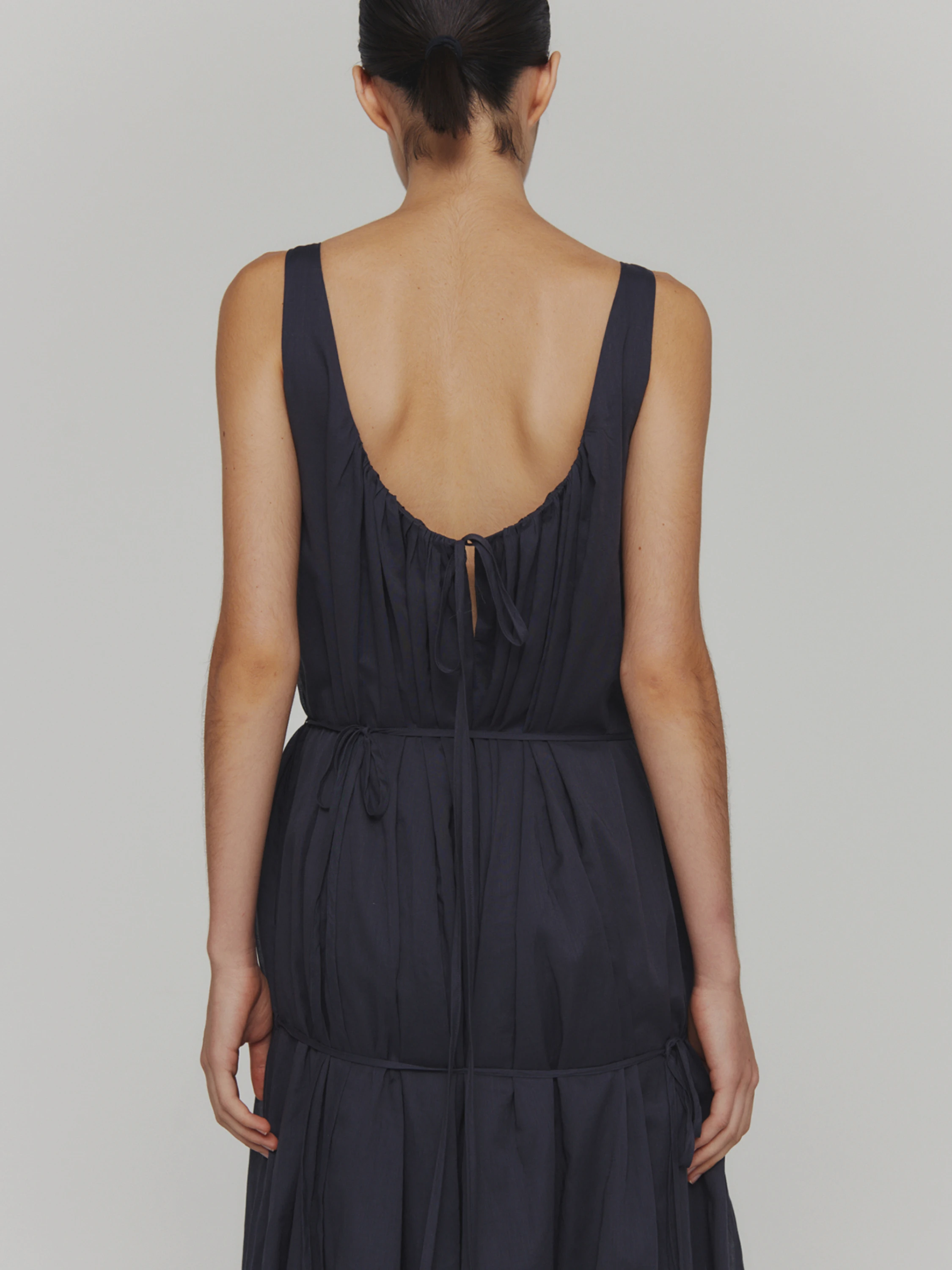 Женское платье AMOMENTO Neck Shirring Sheer Long Dress Navy