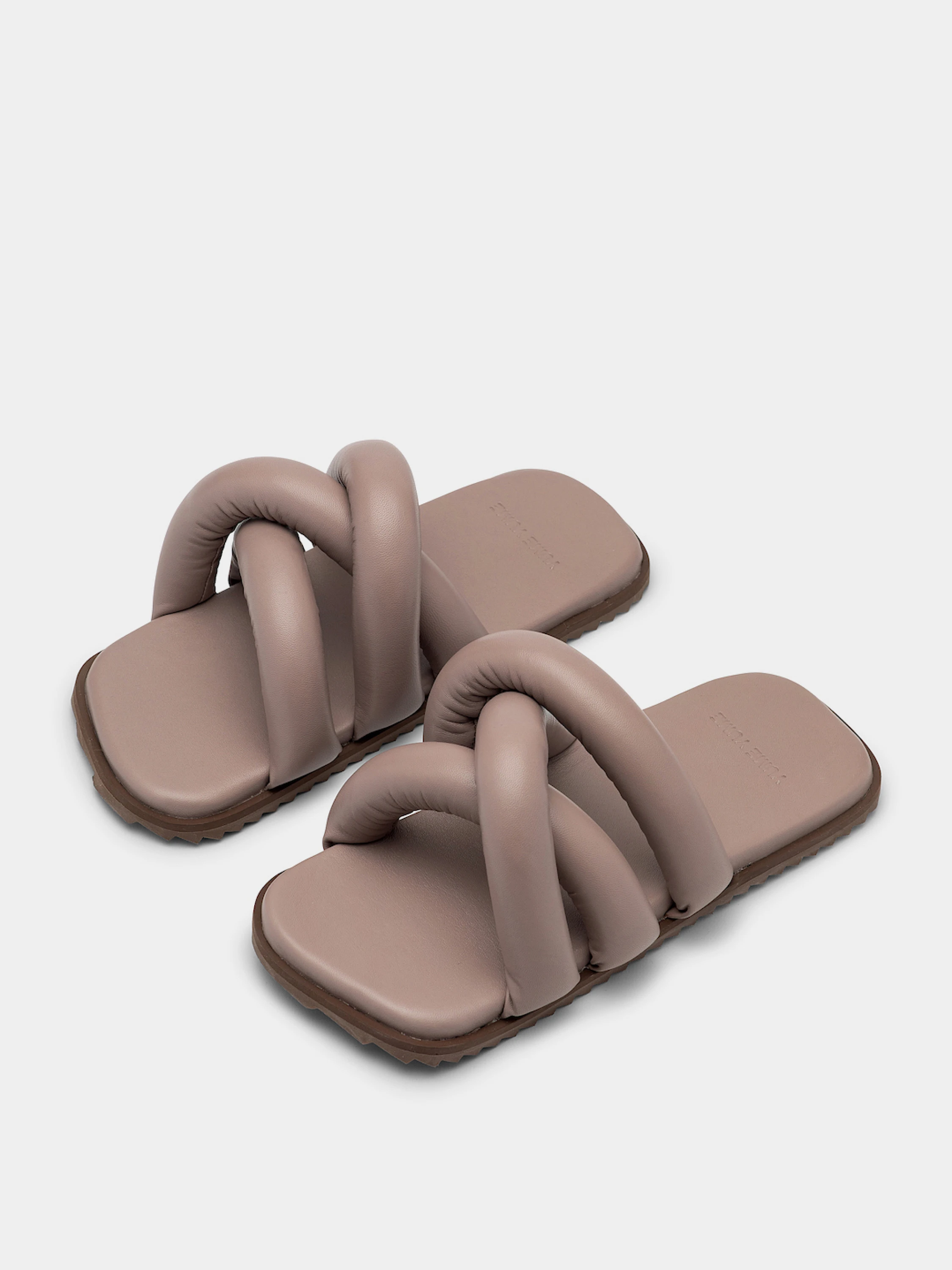 Сланцы YUME YUME Tyre Slide Castor