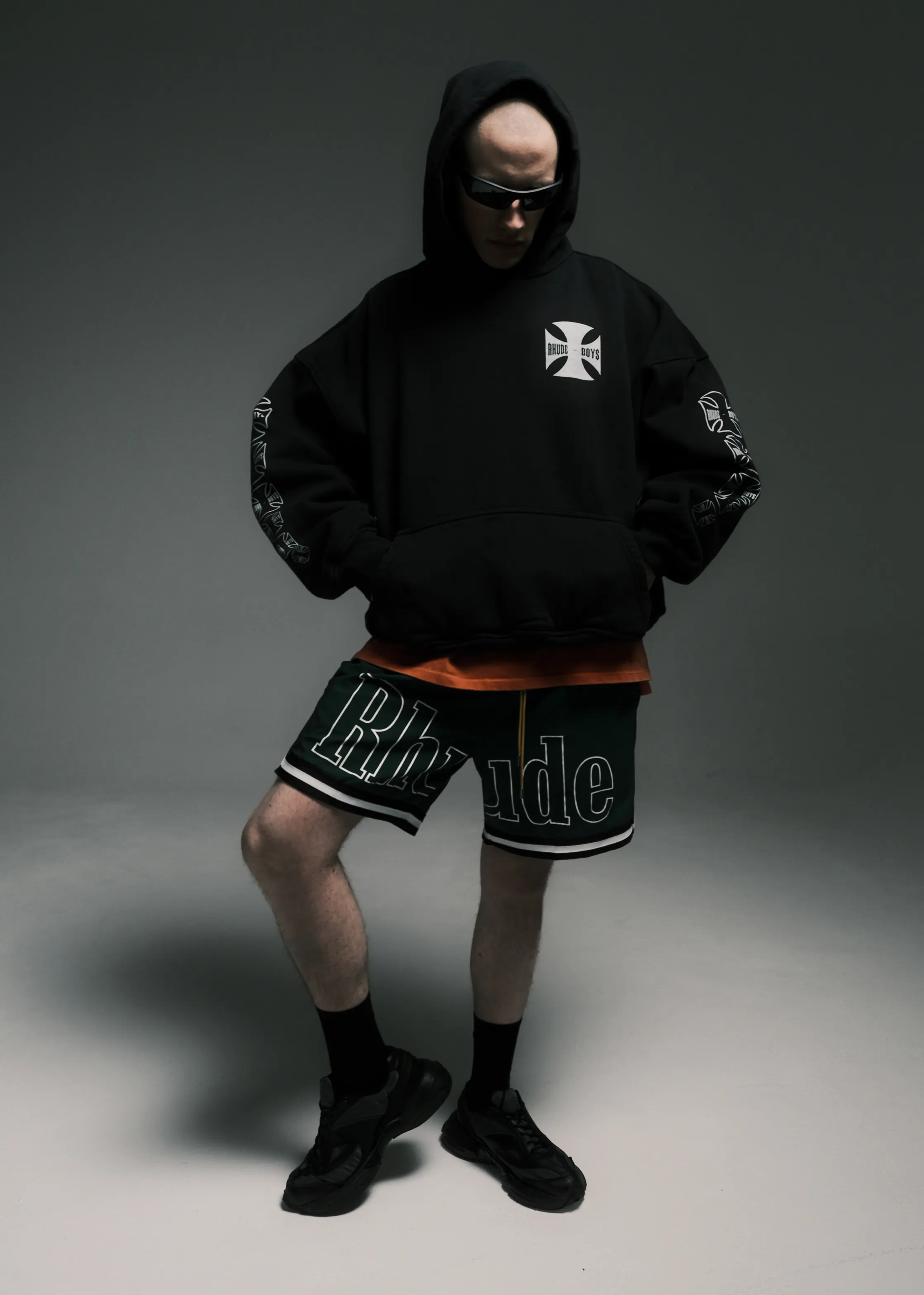 STUDIO SLOW FITS: главный герой — Rhude