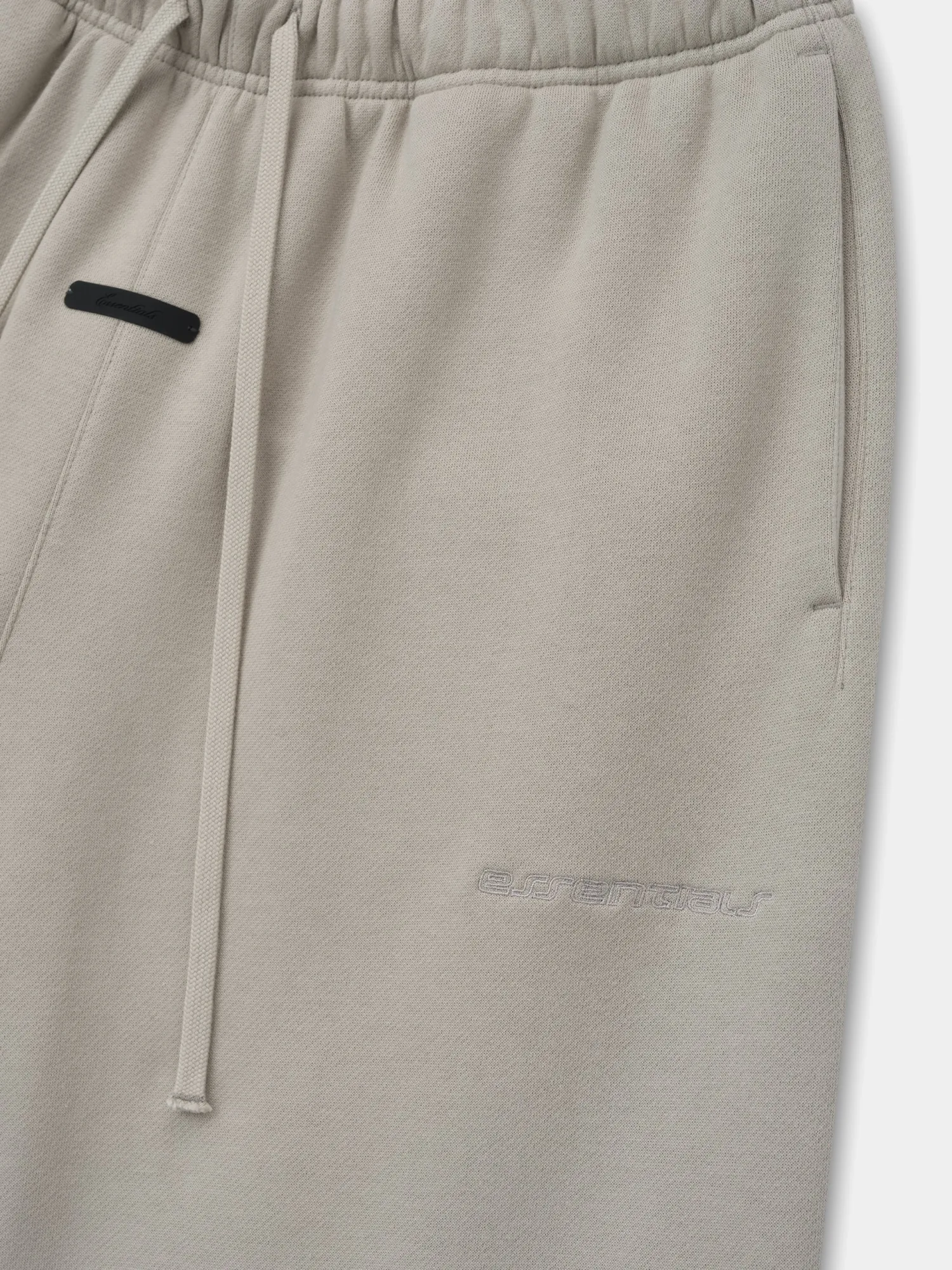 Шорты Fear of God ESSENTIALS Active Trace Seal