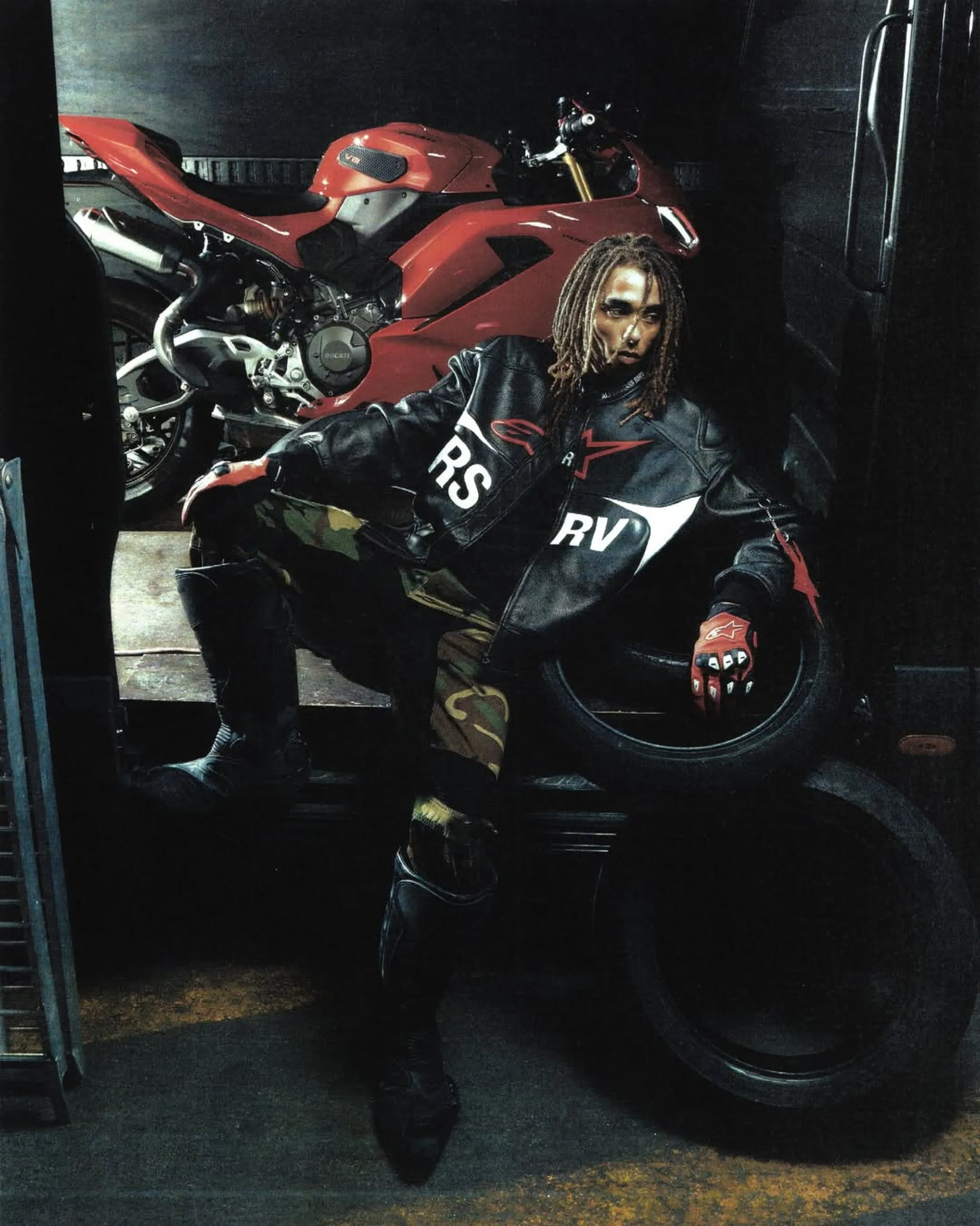 На пределе скорости. Alpinestars RSRV