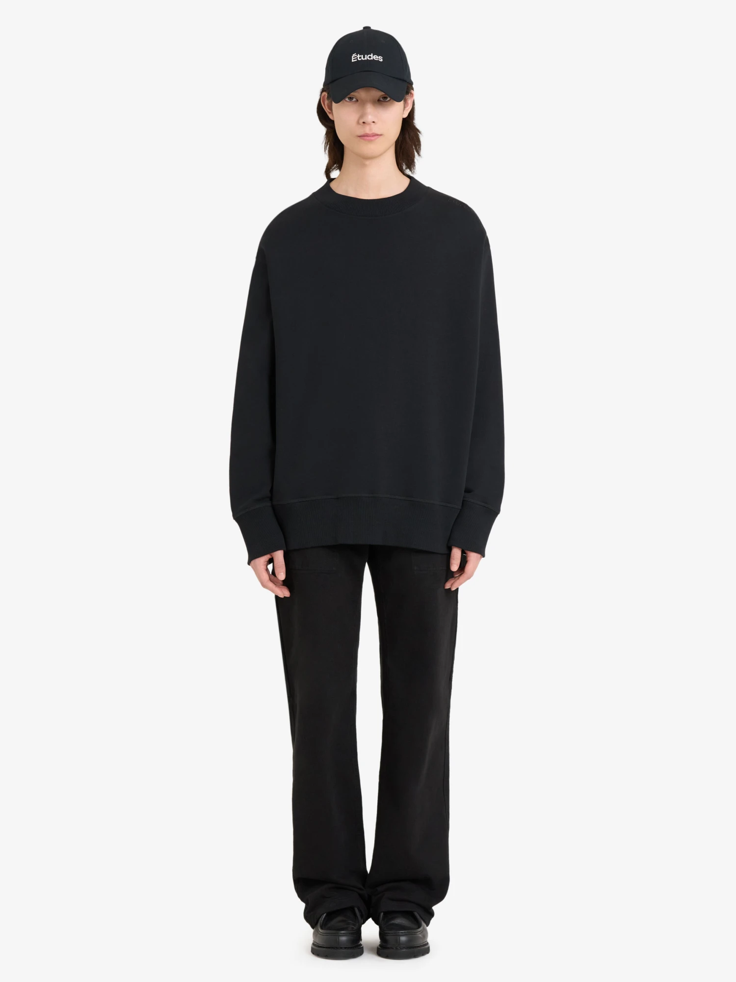 Свитшот Études Relax Crewneck Black