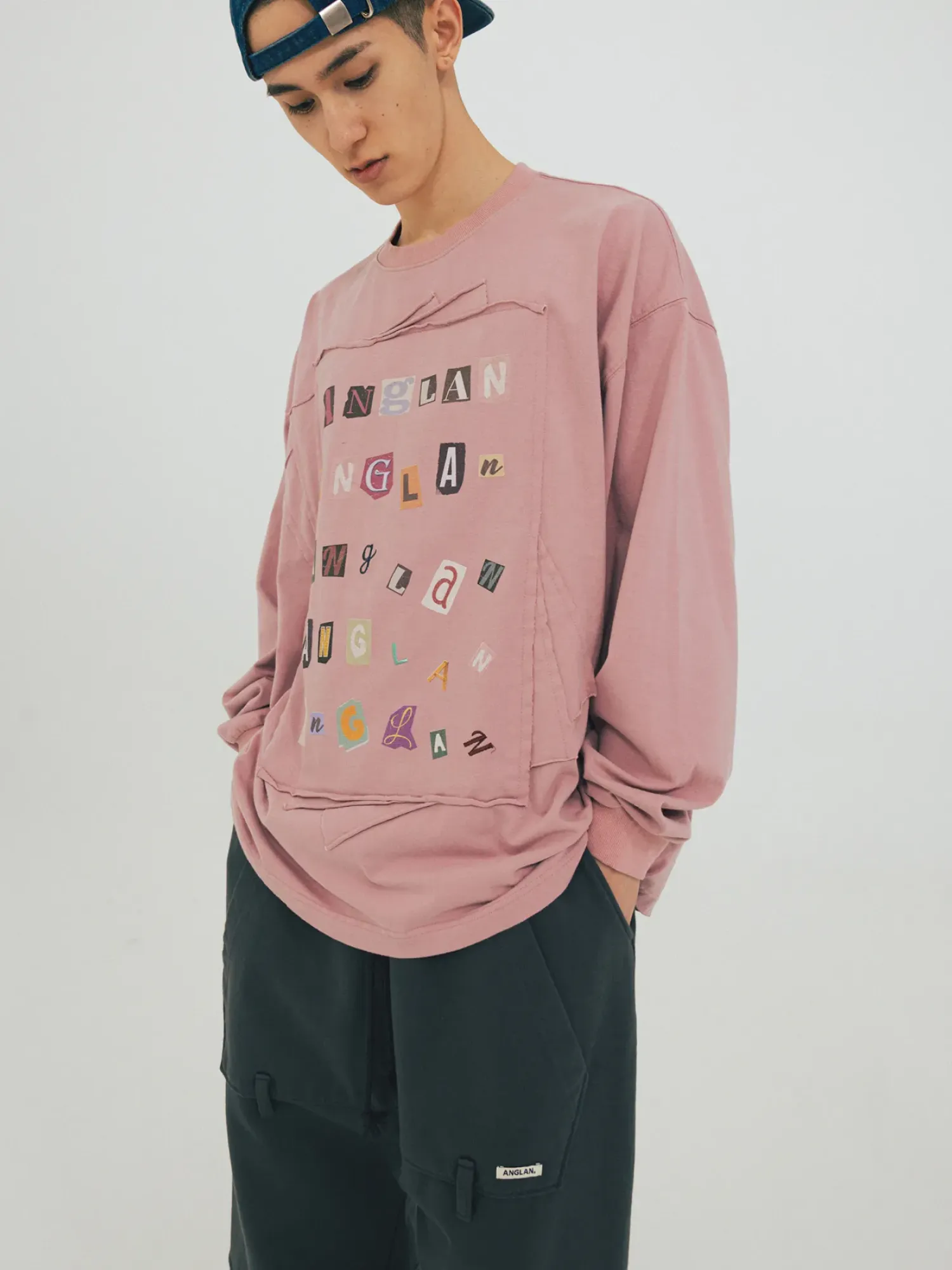Лонгслив ANGLAN Library Collage Long Sleeve Pink