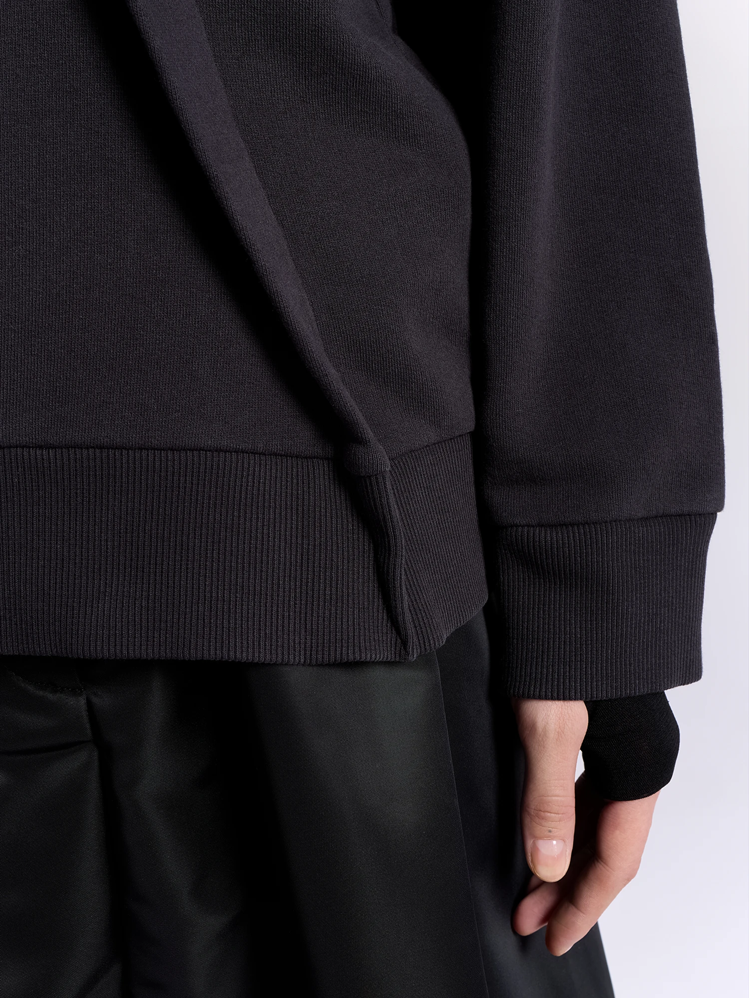 Женское худи MM6 Maison Margiela Pleated Jersey Washed Black