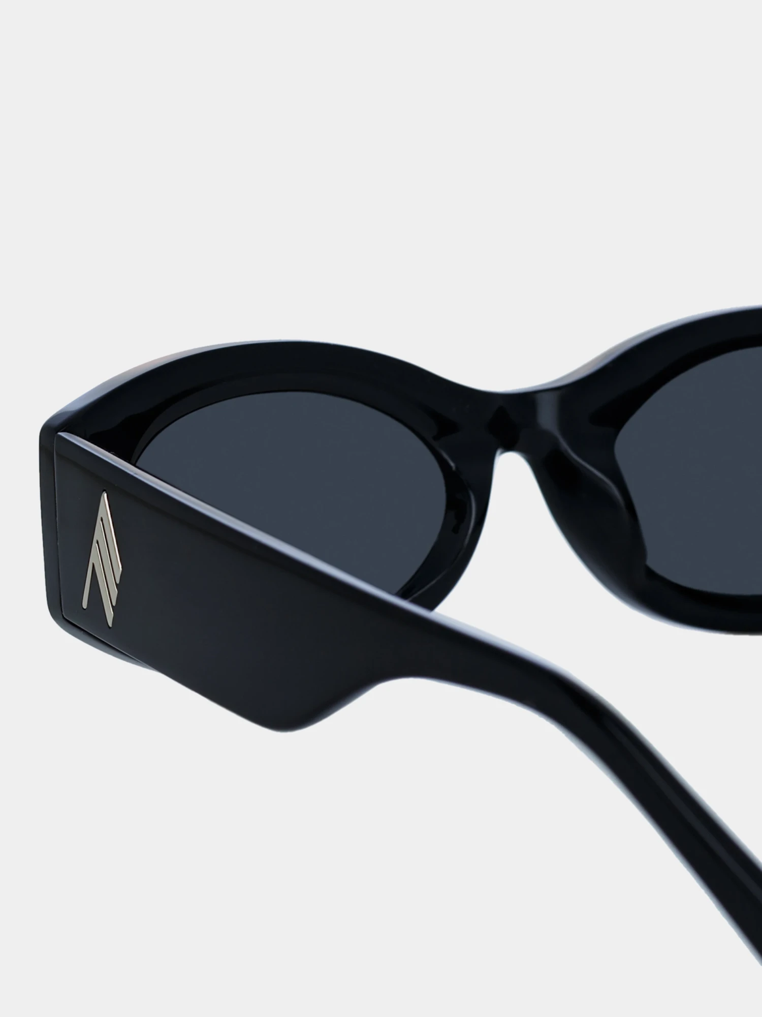 Очки THE ATTICO x Linda Farrow Berta Black