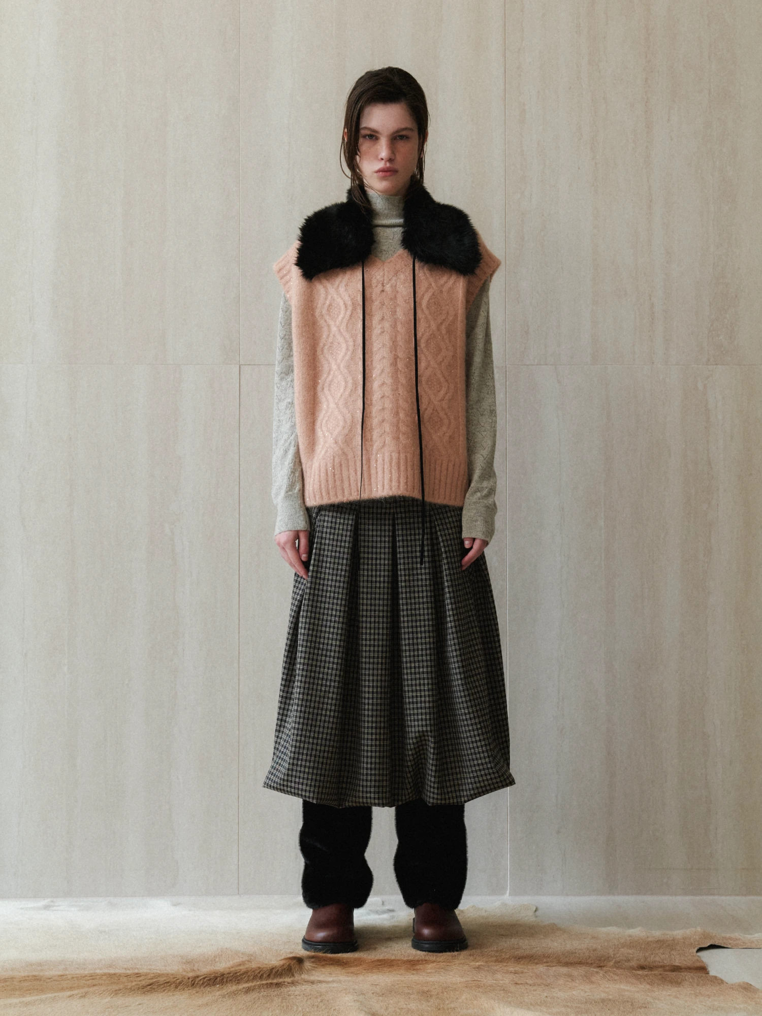 Женская юбка EPINGLER Bunnle Pleats Check Black