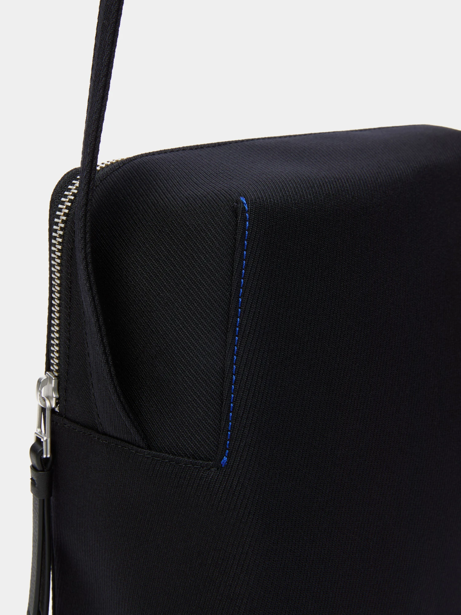 Сумка ADERERROR Tetraight Bag Product. 106 Black