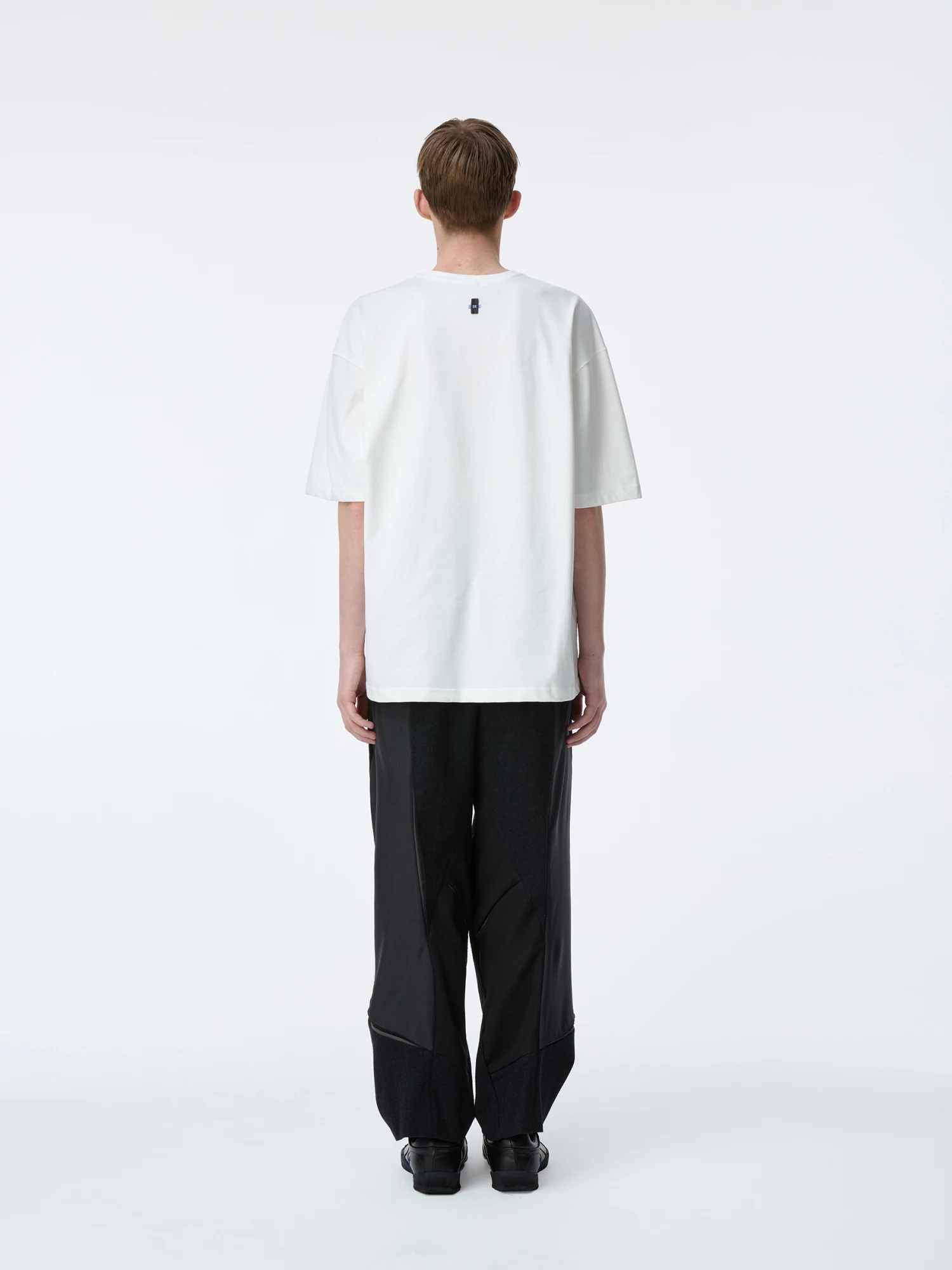 Футболка ADERERROR Post Human Product. 48 Off White