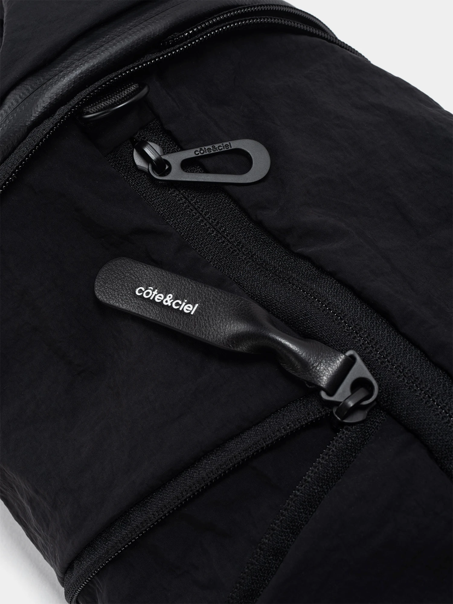 Сумка COTE&CIEL Vikos M Smooth Black