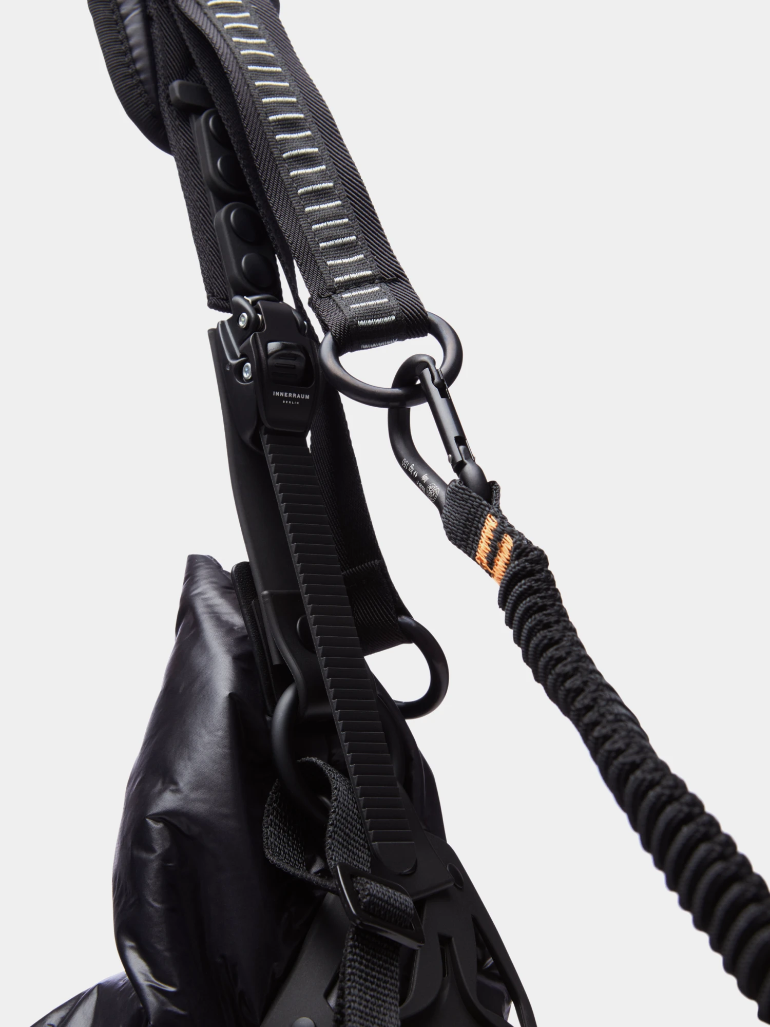 Сумка INNERRAUM Object M07 Crossbody Hook Matt Black