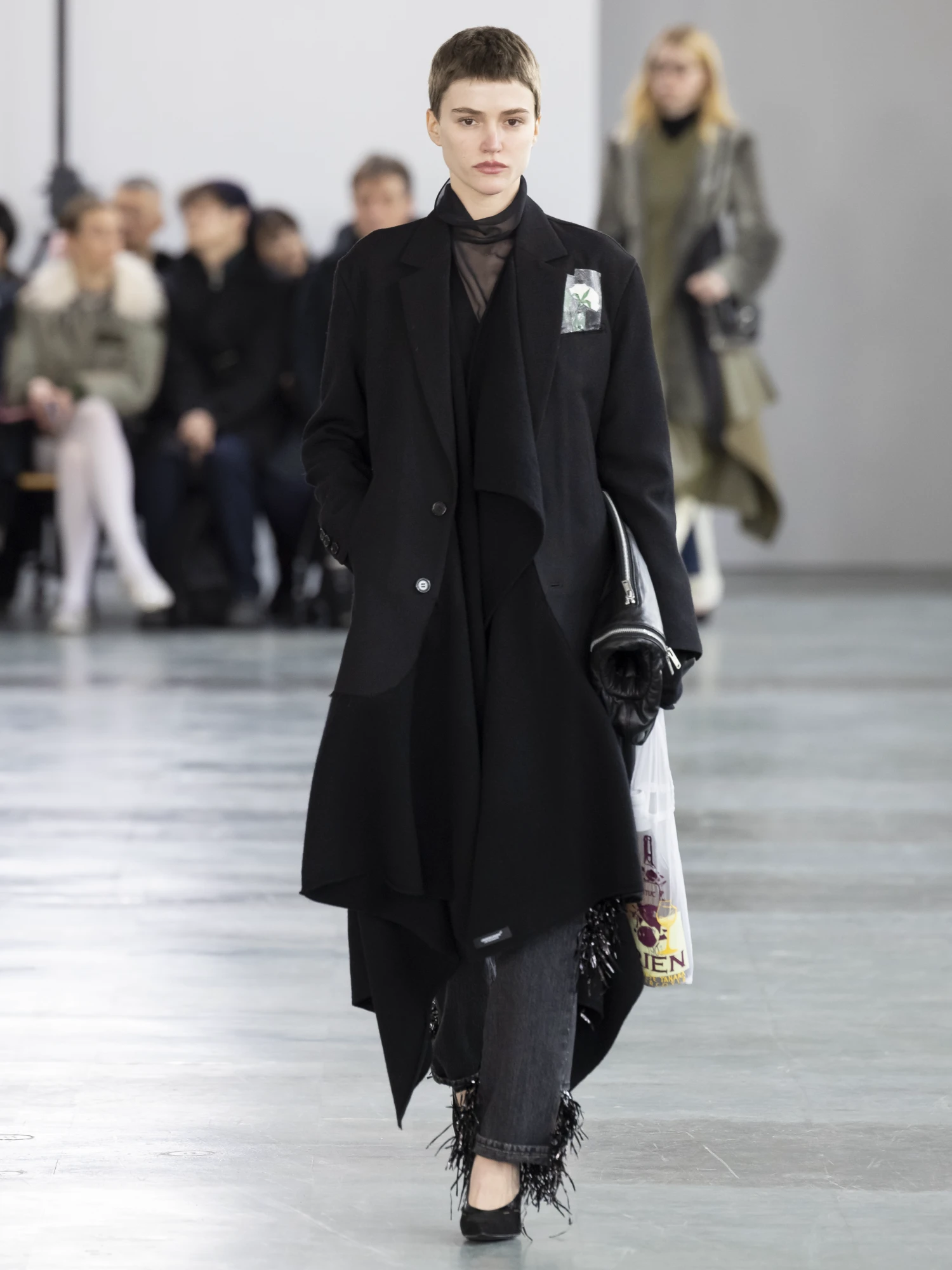 Женское пальто UNDERCOVER Wool Black