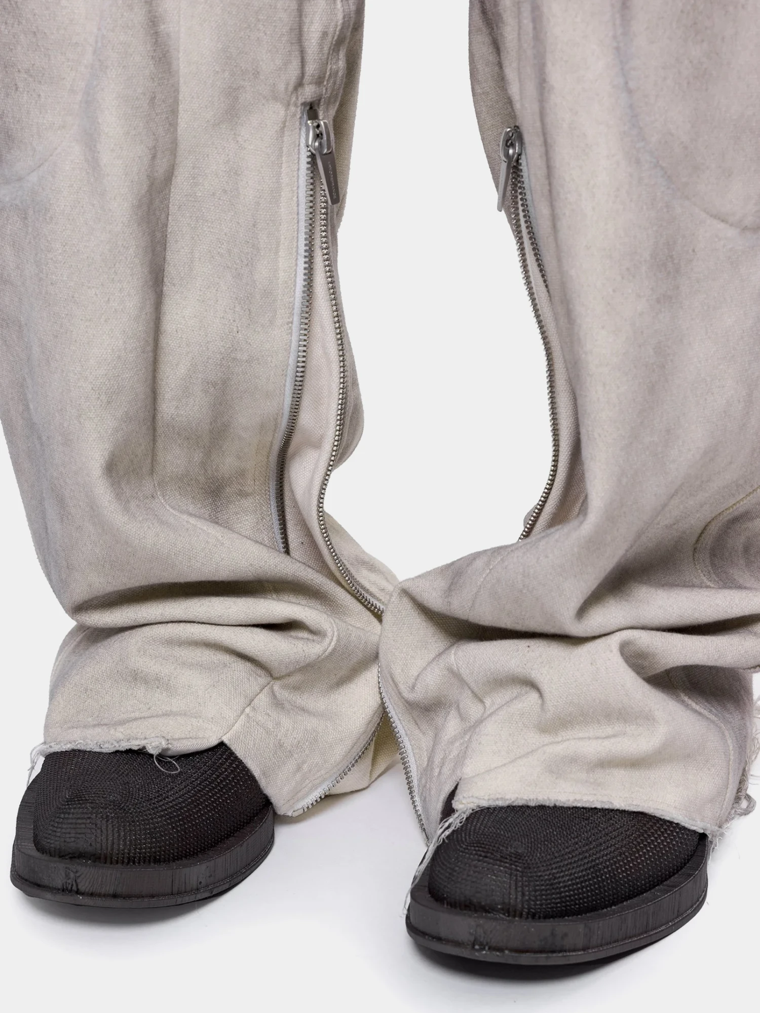 Брюки ARNODEFRANCE Dirty Biker Pants White