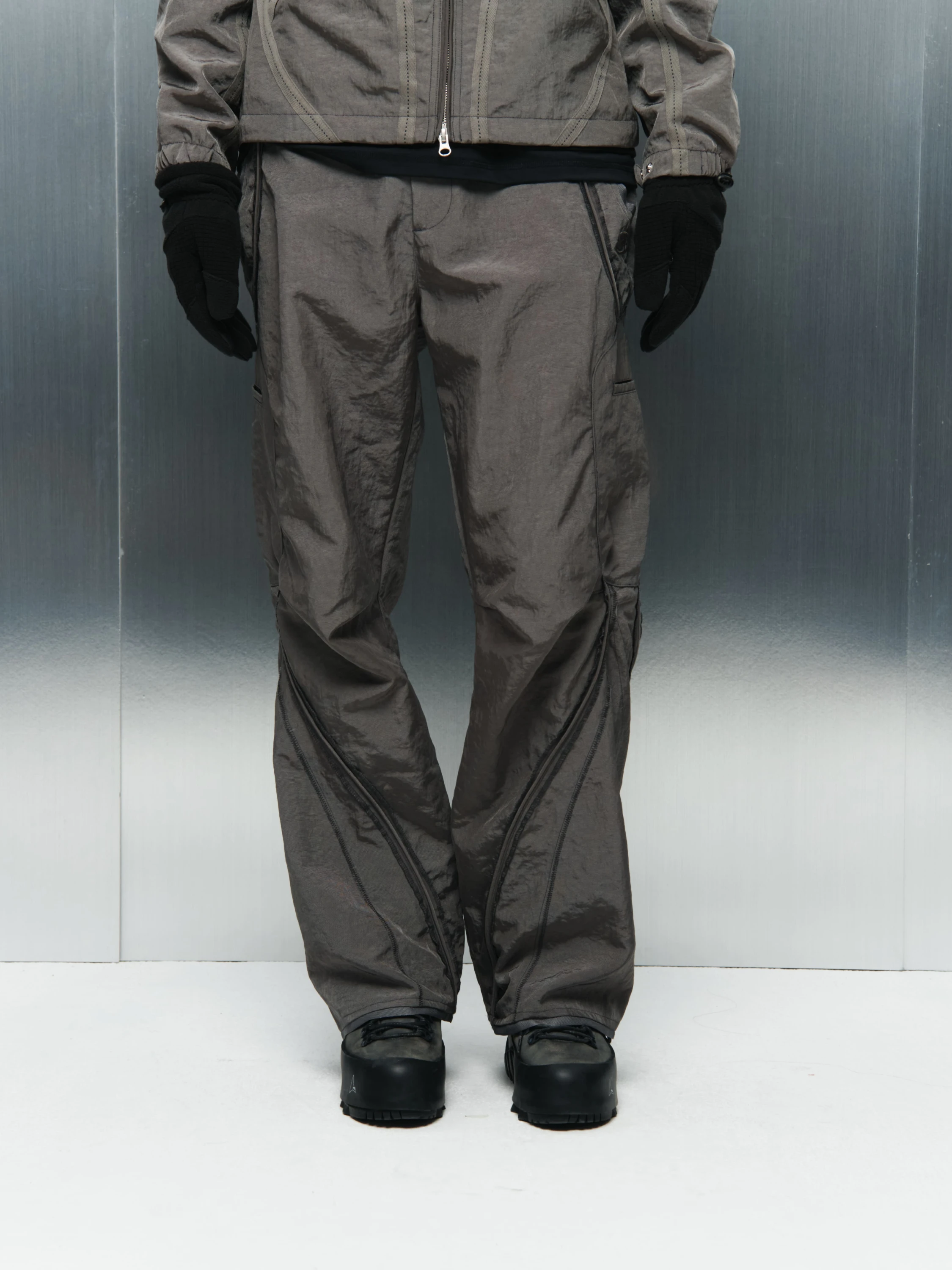 Брюки SAN SAN GEAR Piping Warm Grey