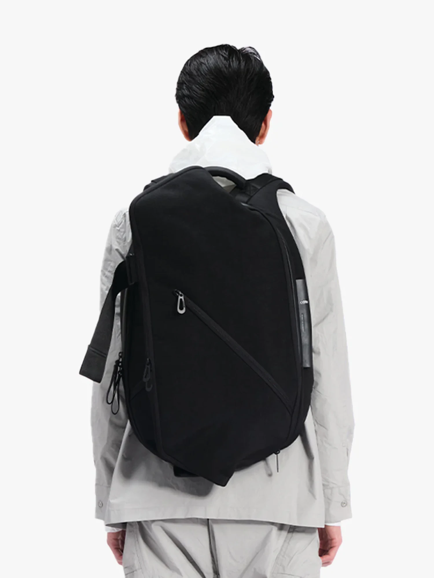 Рюкзак COTE&CIEL Isar M Round Carbon Black