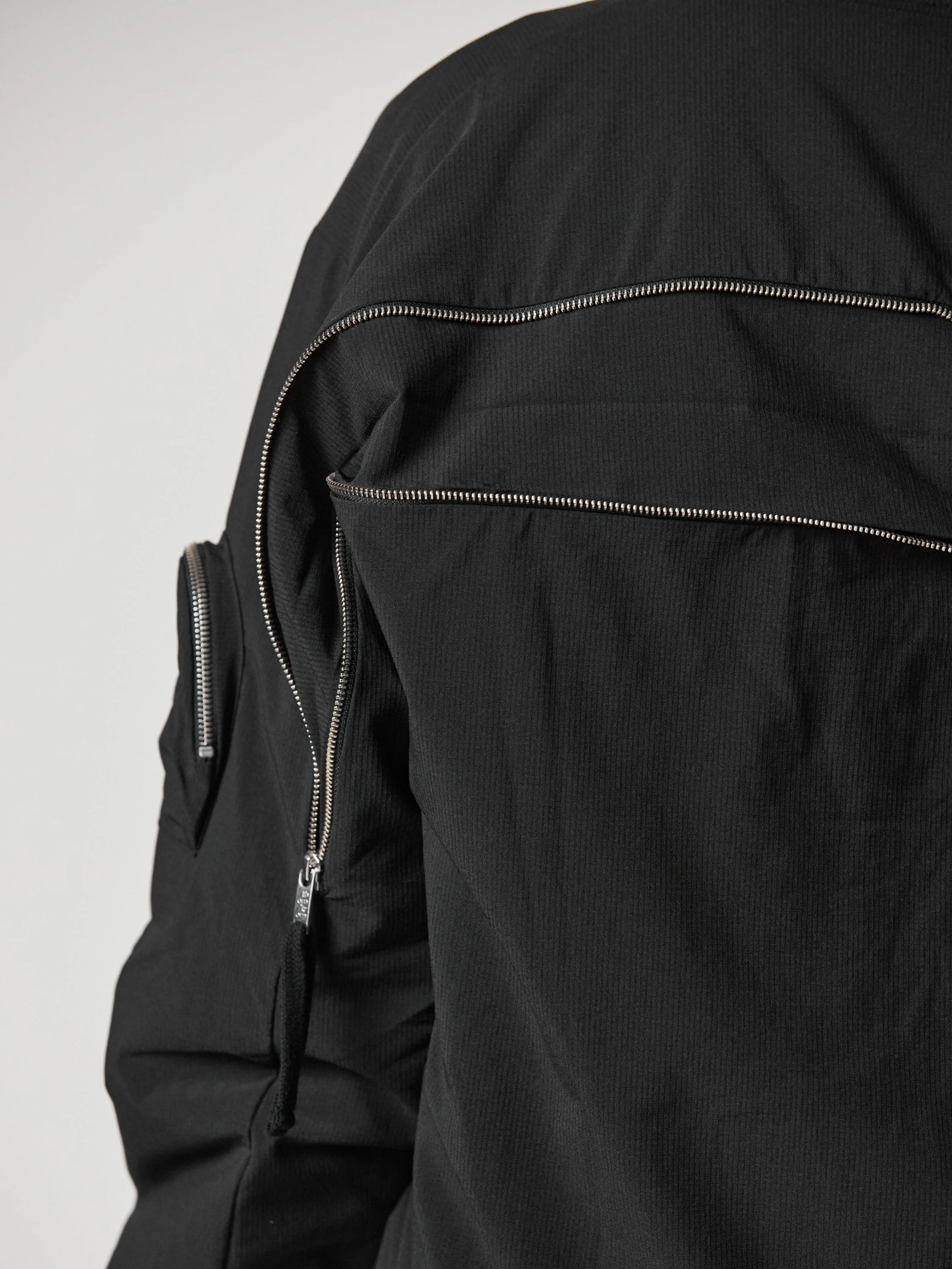 Бомбер thom/krom M SJ 654 Black